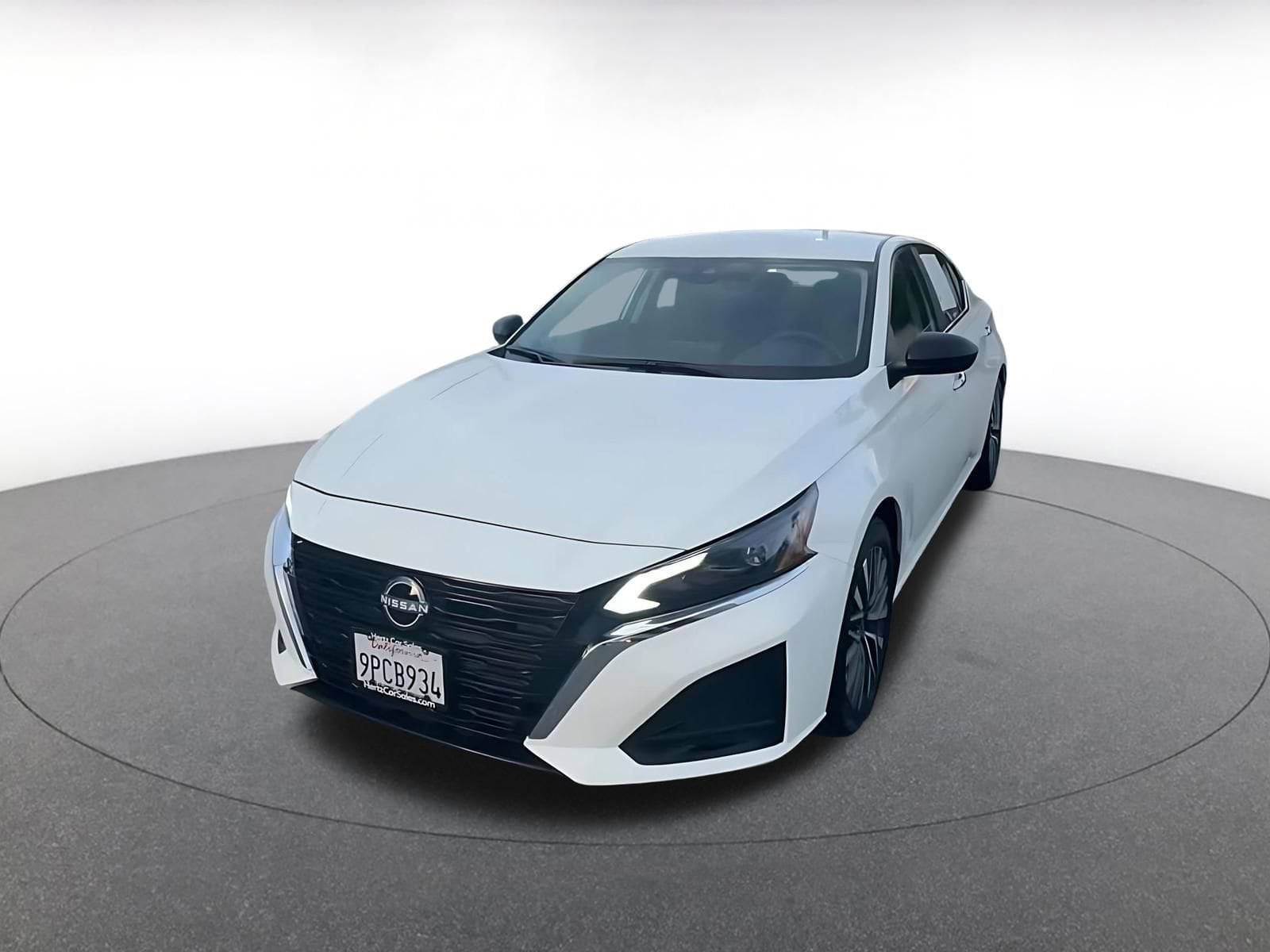 Thumbnail: 2025 Nissan Altima - 7