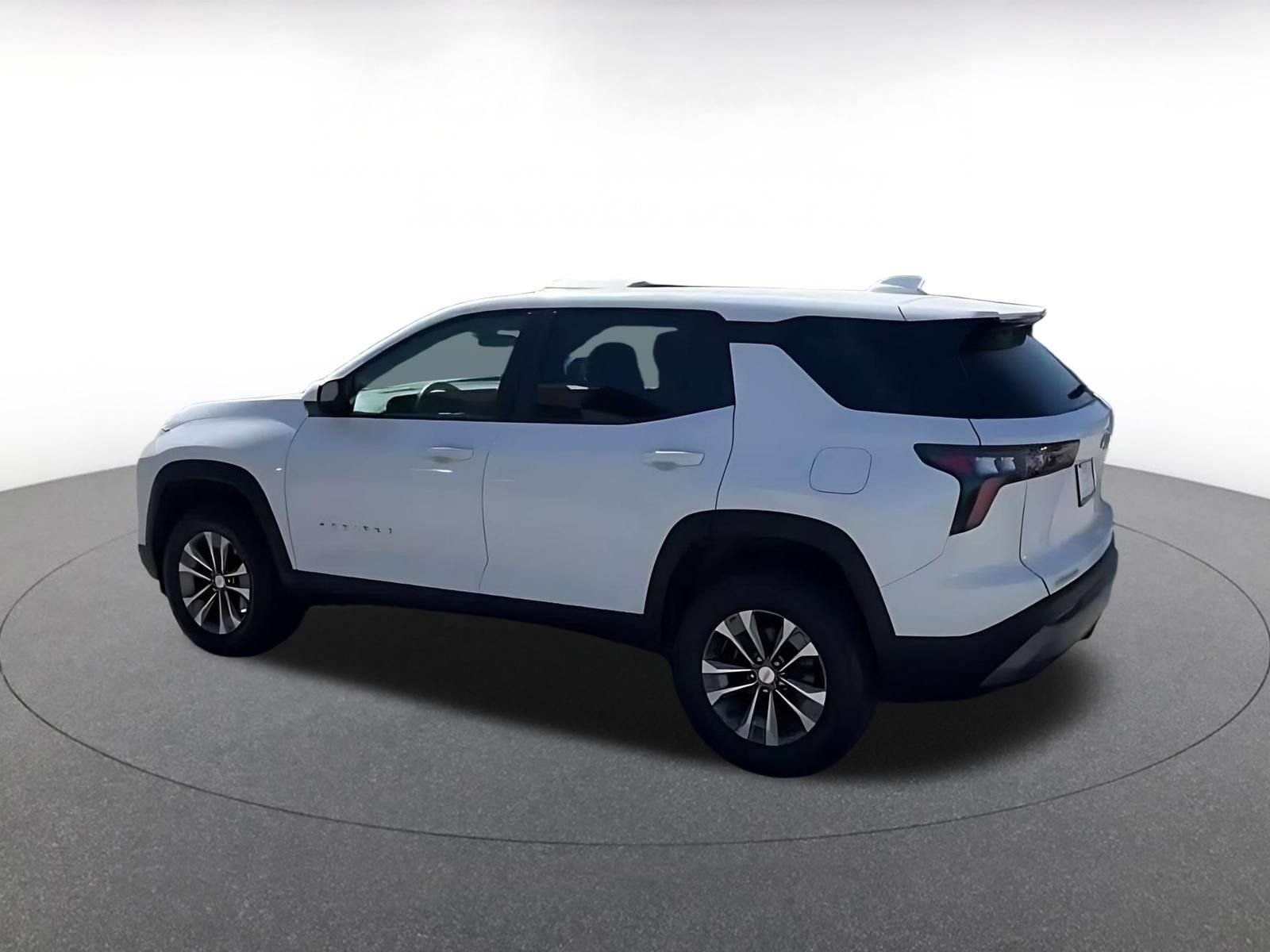 Thumbnail: 2025 Chevrolet Equinox - 9