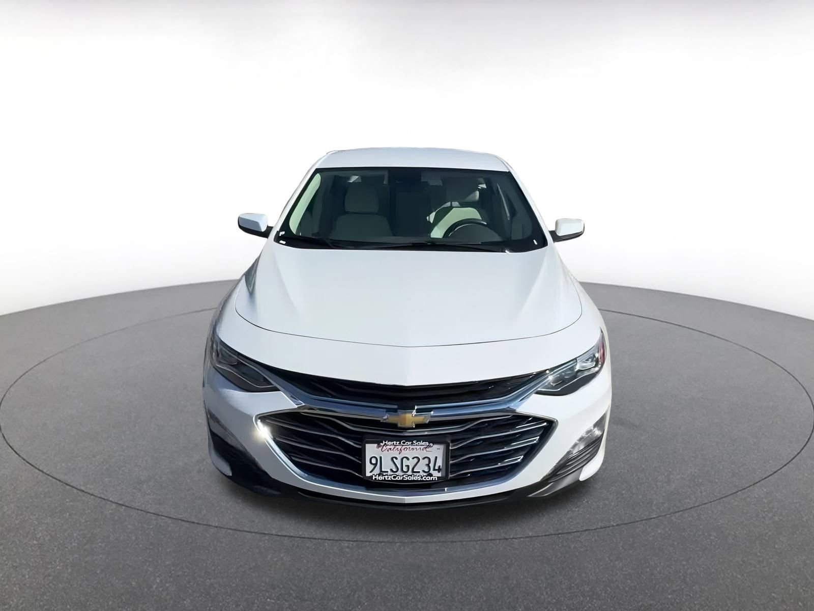 Thumbnail: 2024 Chevrolet Malibu - 4