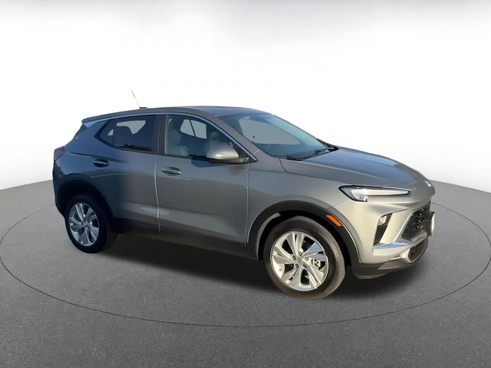 Thumbnail: 2025 Buick Encore GX - 2