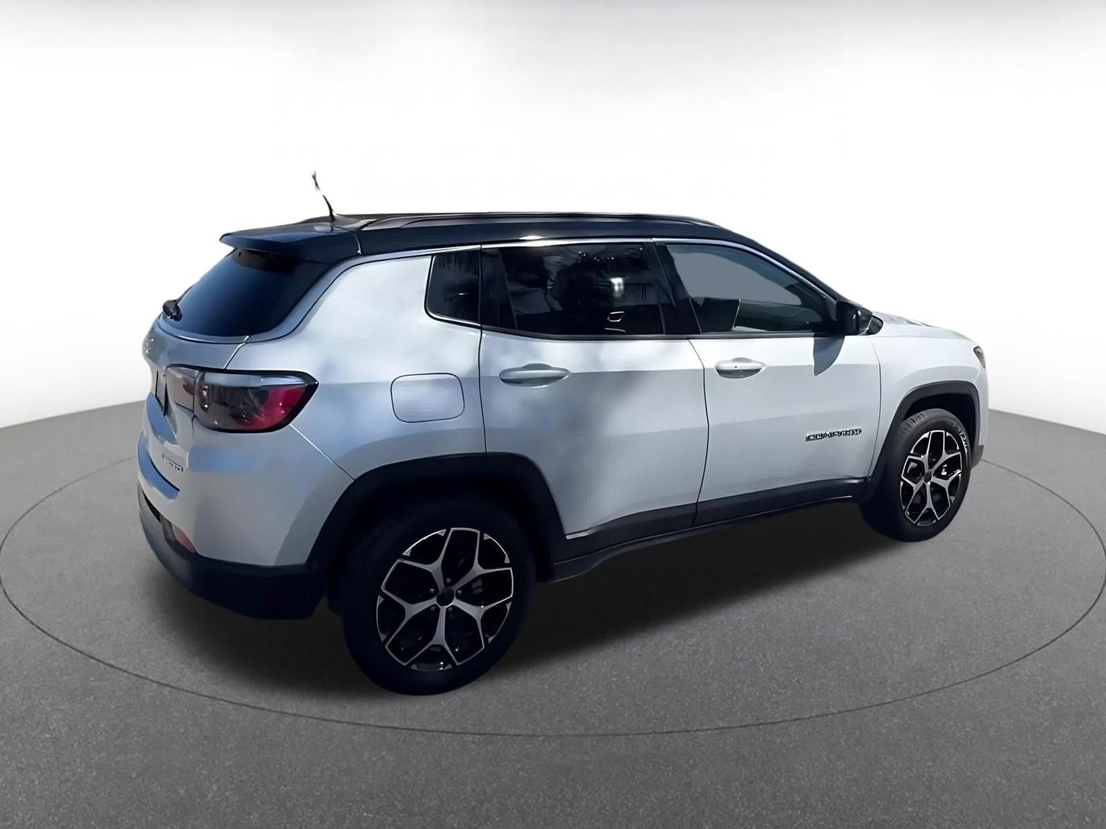 Thumbnail: 2025 Jeep Compass - 15