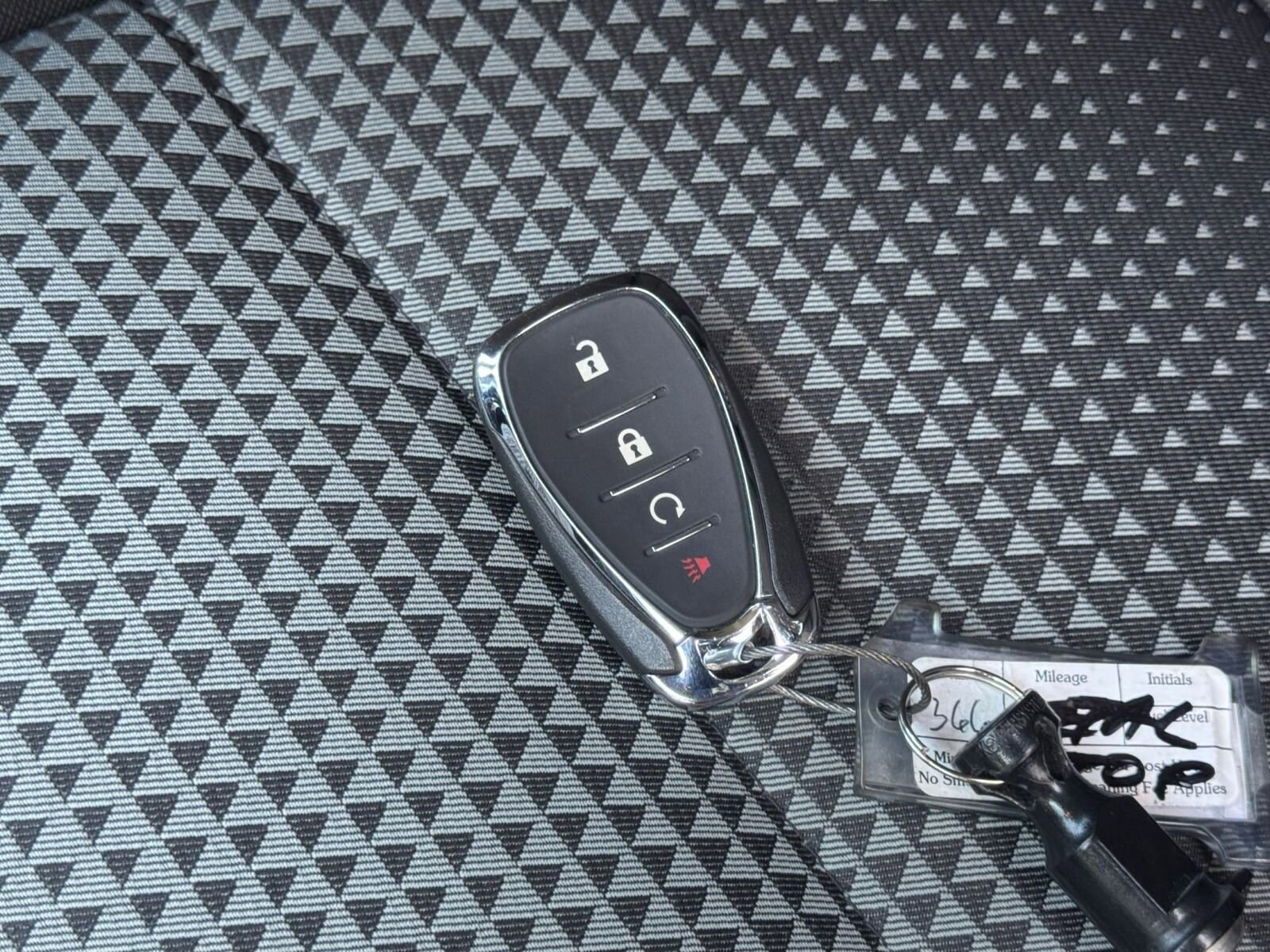 Thumbnail: 2025 Chevrolet Trax - 21