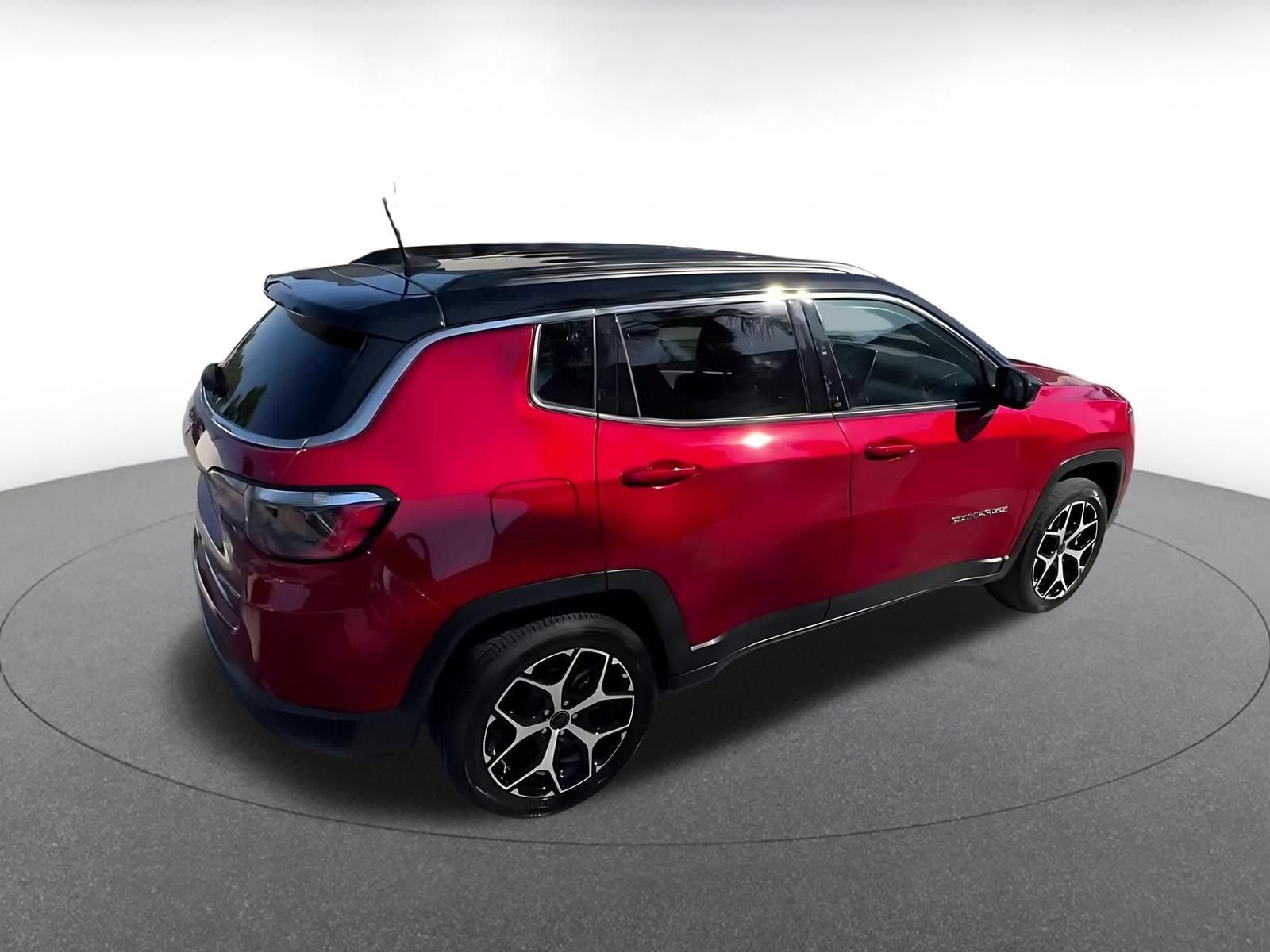 Thumbnail: 2025 Jeep Compass - 10