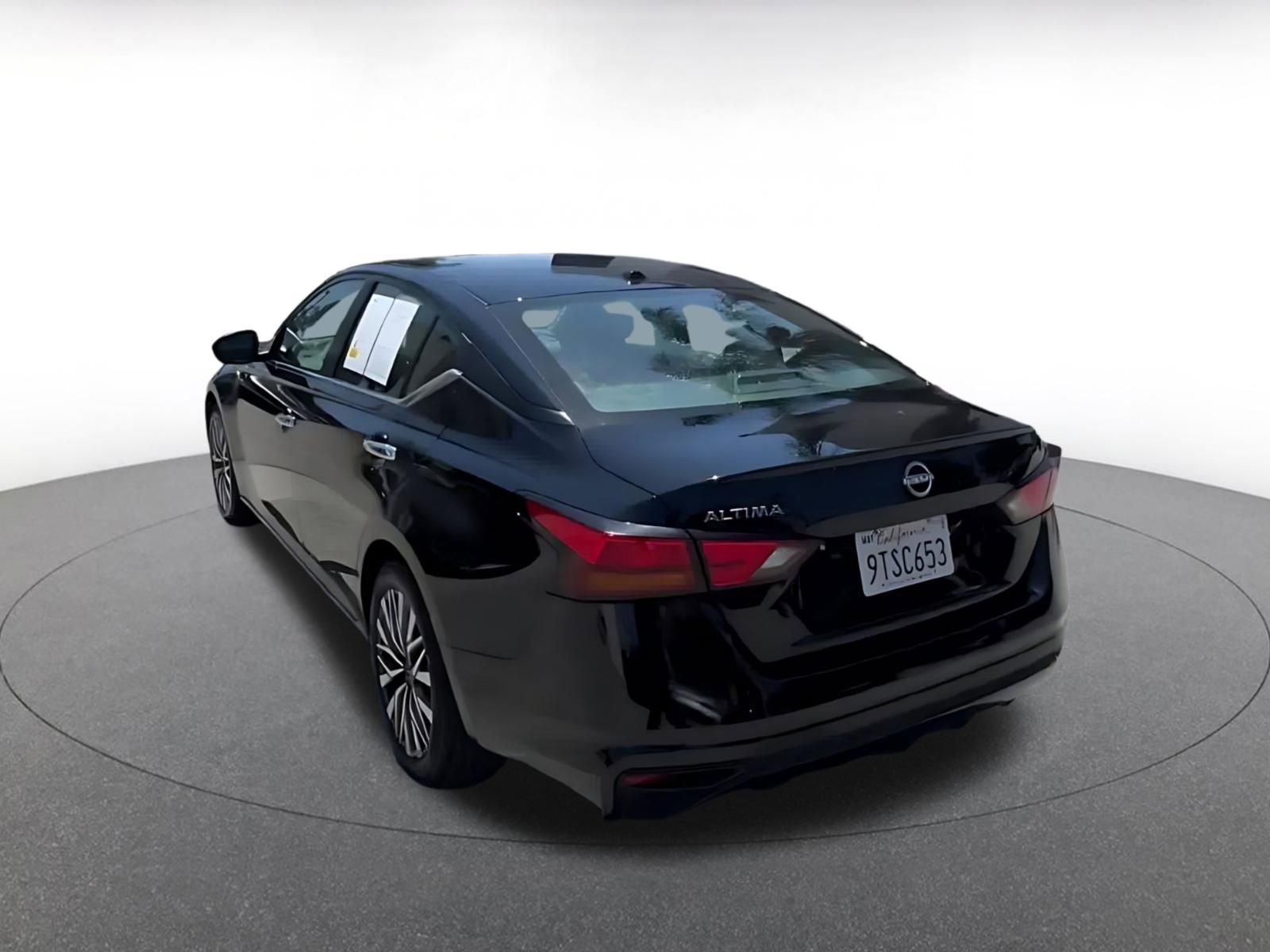 Thumbnail: 2025 Nissan Altima - 12