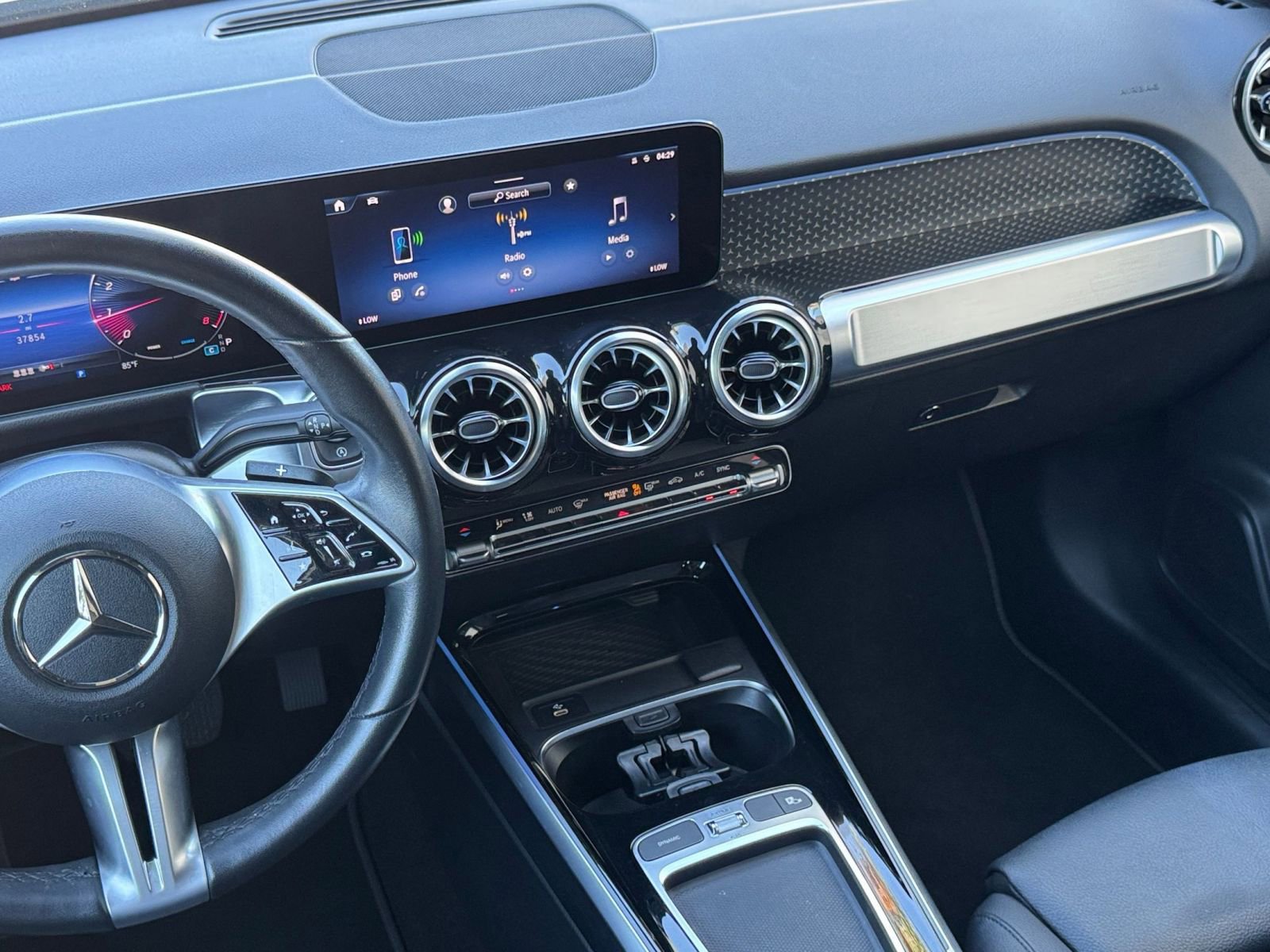Thumbnail: 2025 Mercedes-Benz GLB - 20