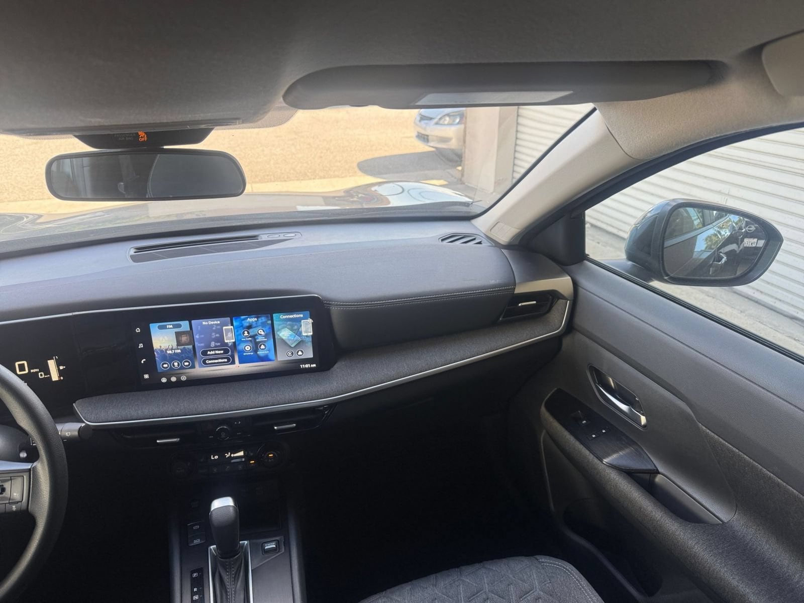 Thumbnail: 2026 Nissan Kicks - 33