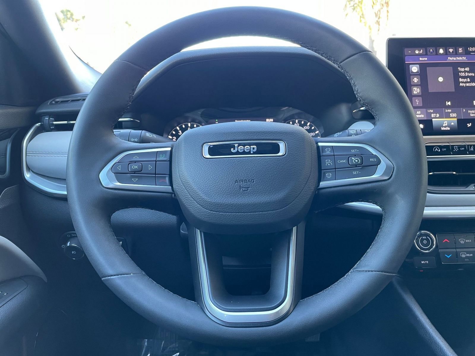 Thumbnail: 2025 Jeep Compass - 28