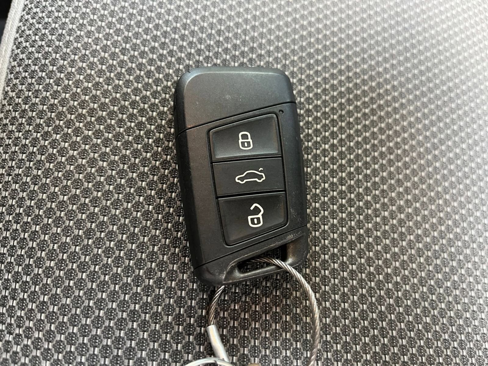 2024 Volkswagen Taos S 22