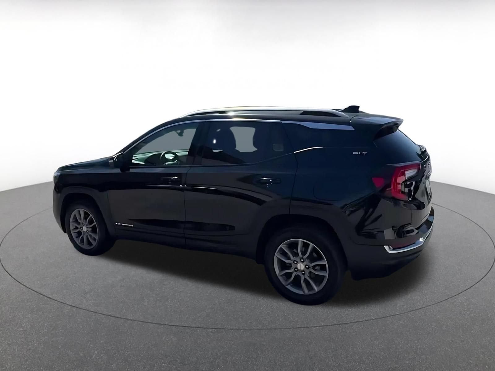 Thumbnail: 2024 GMC Terrain - 8
