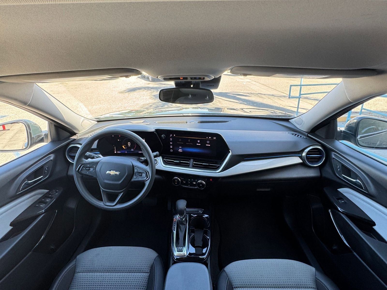 Thumbnail: 2025 Chevrolet Trax - 33