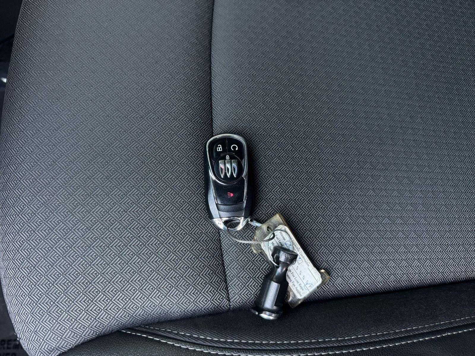 Thumbnail: 2025 Buick Encore GX - 21