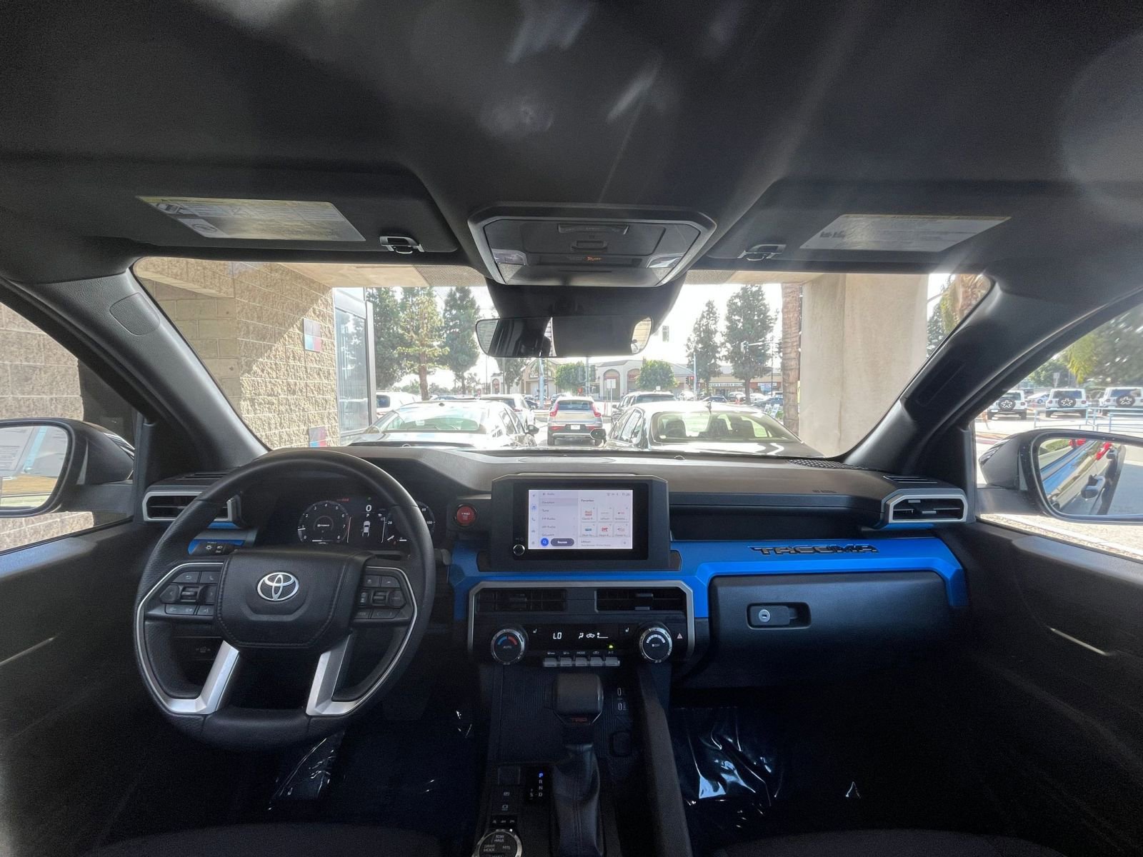 Thumbnail: 2025 Toyota Tacoma - 33