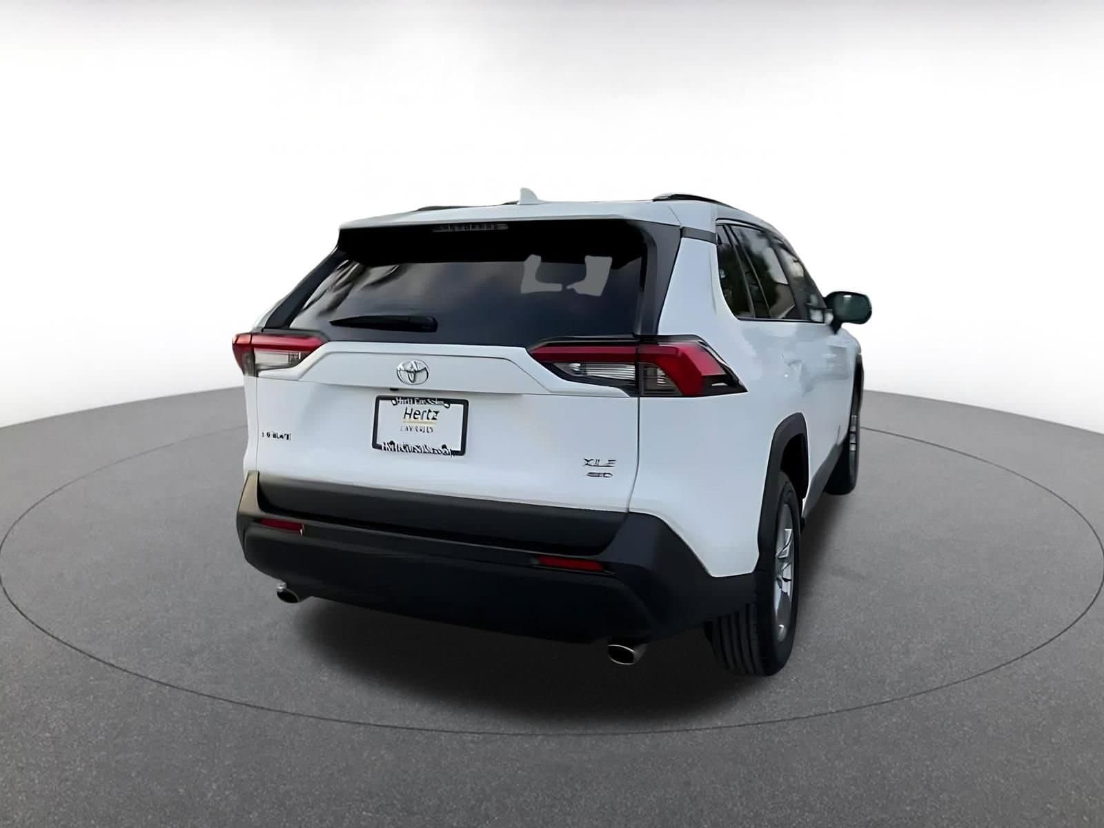 Thumbnail: 2025 Toyota RAV4 - 14