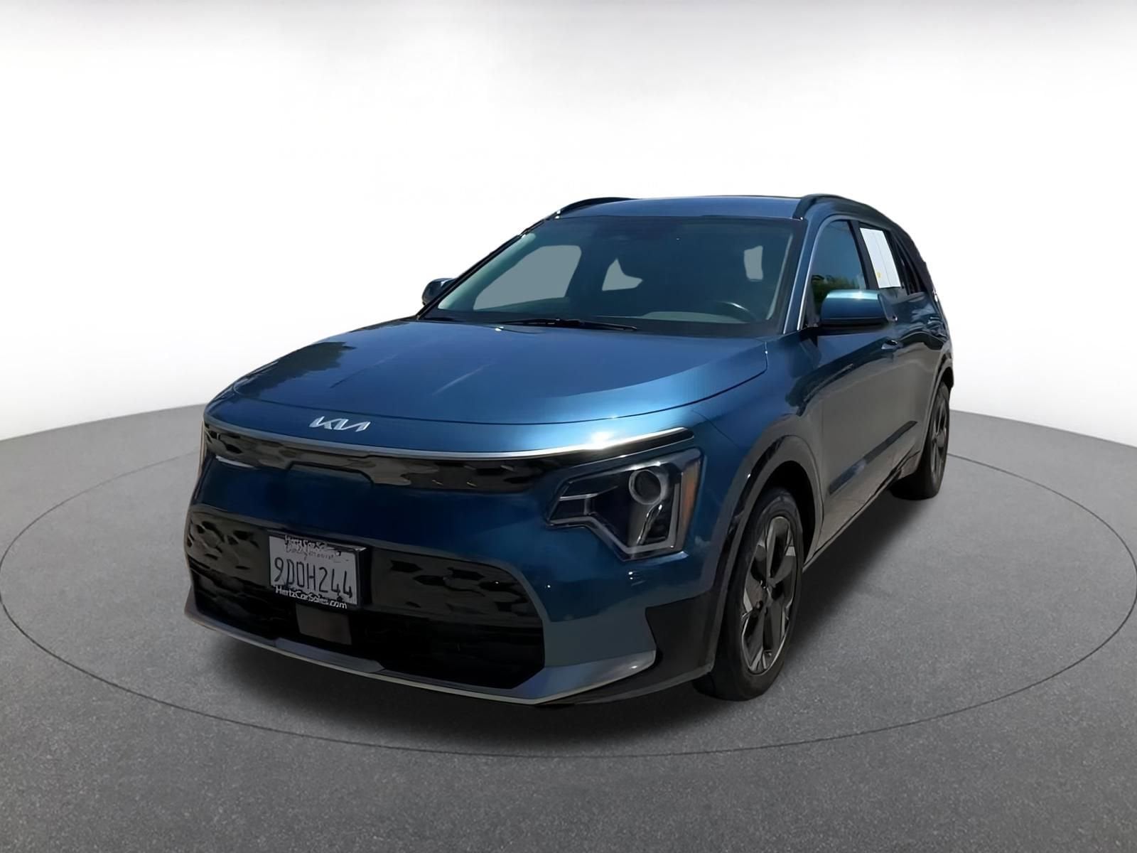 Thumbnail: 2023 Kia Niro - 6