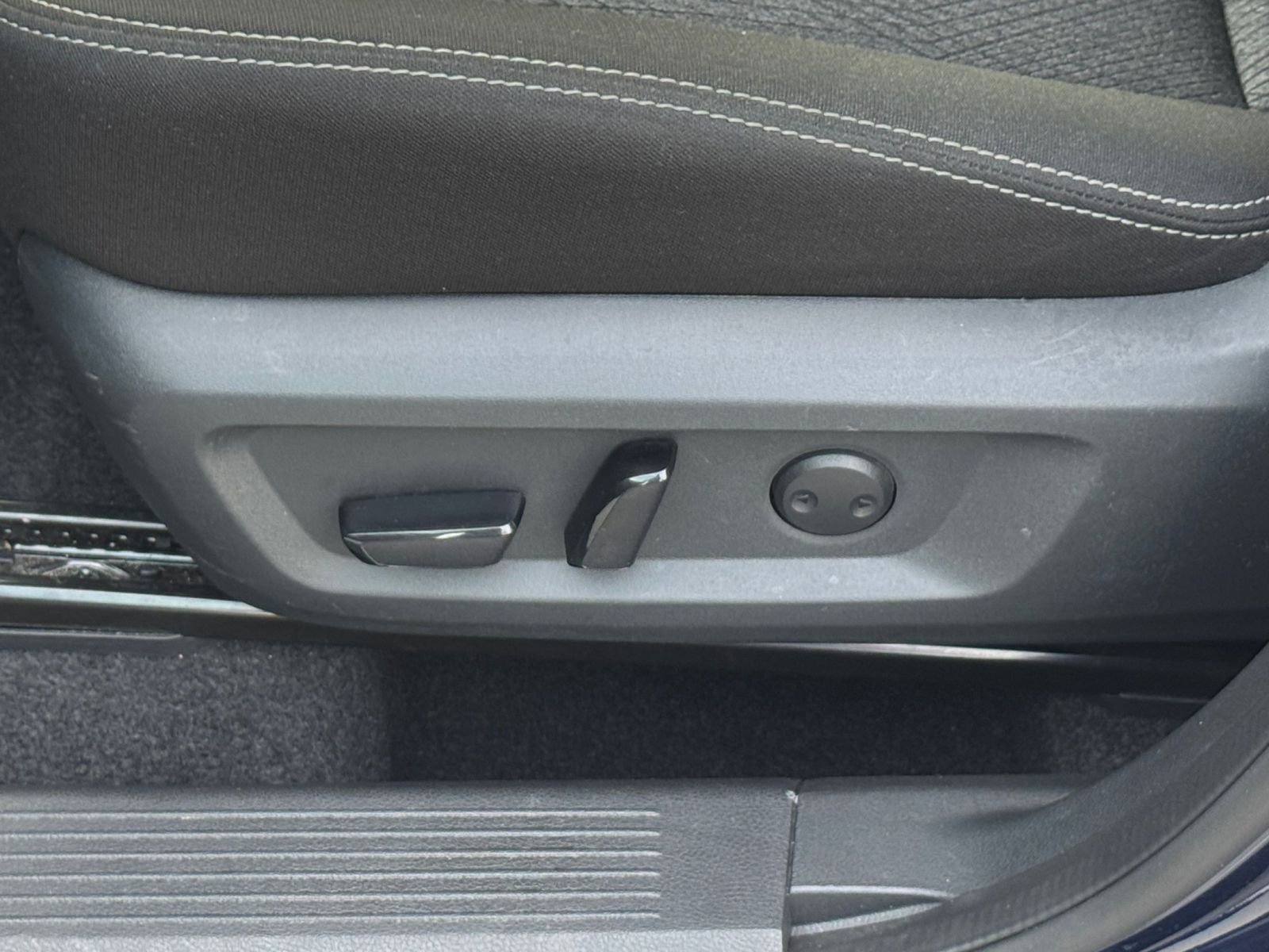 Thumbnail: 2025 Nissan Rogue - 22