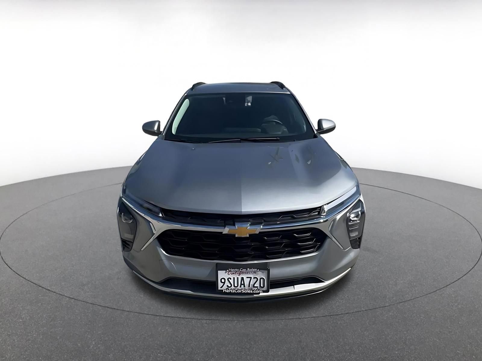 Thumbnail: 2025 Chevrolet Trax - 4