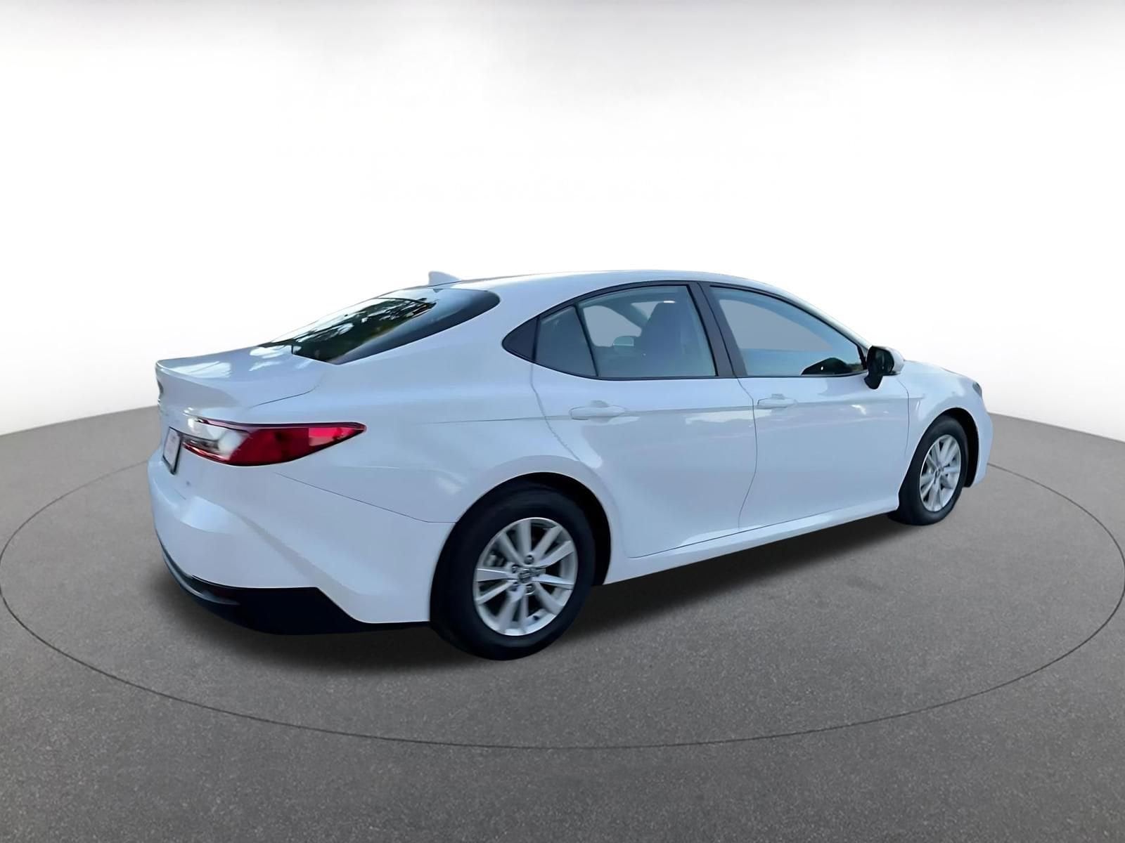 Thumbnail: 2025 Toyota Camry - 15