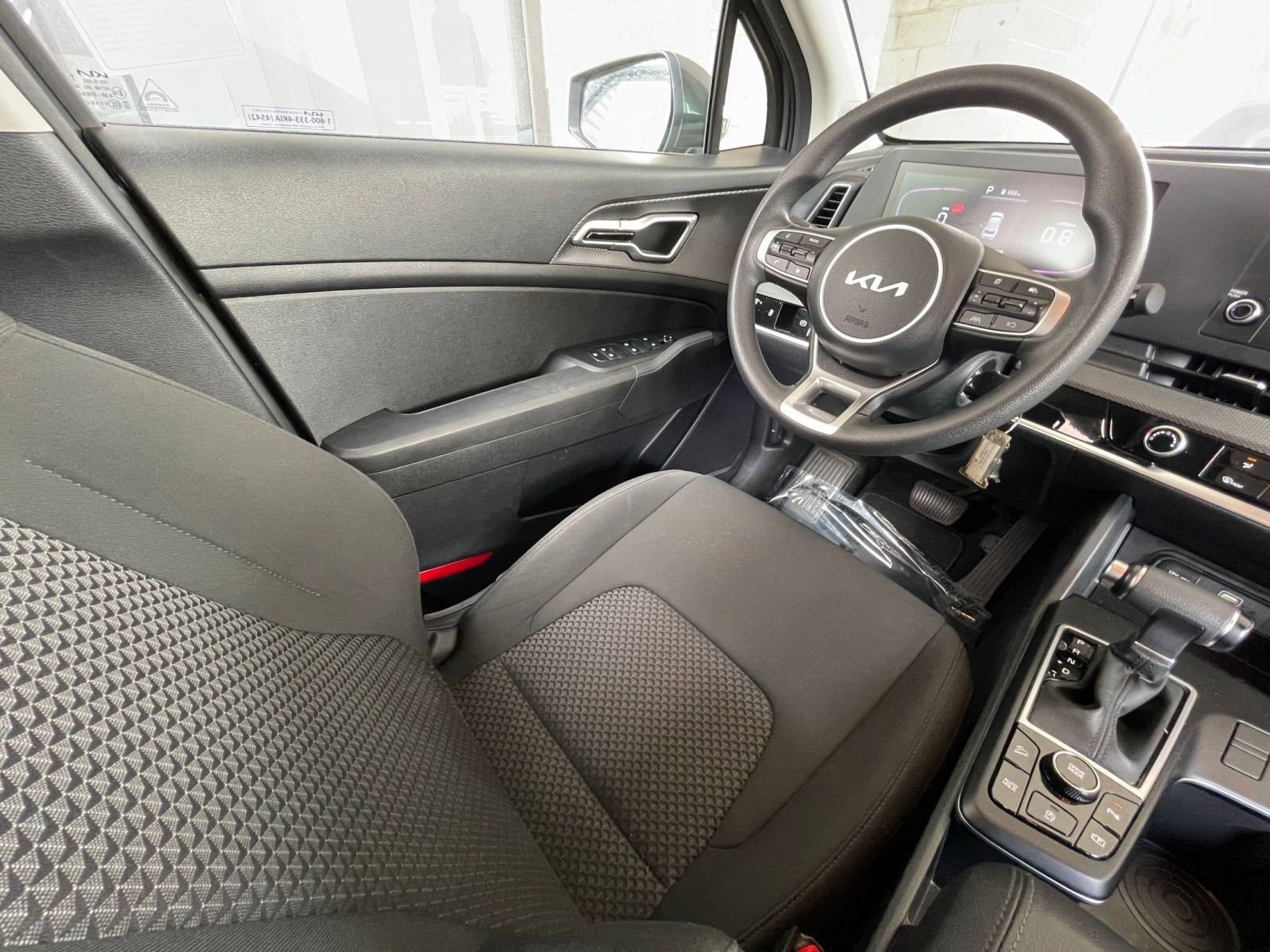 Thumbnail: 2024 Kia Sportage - 34