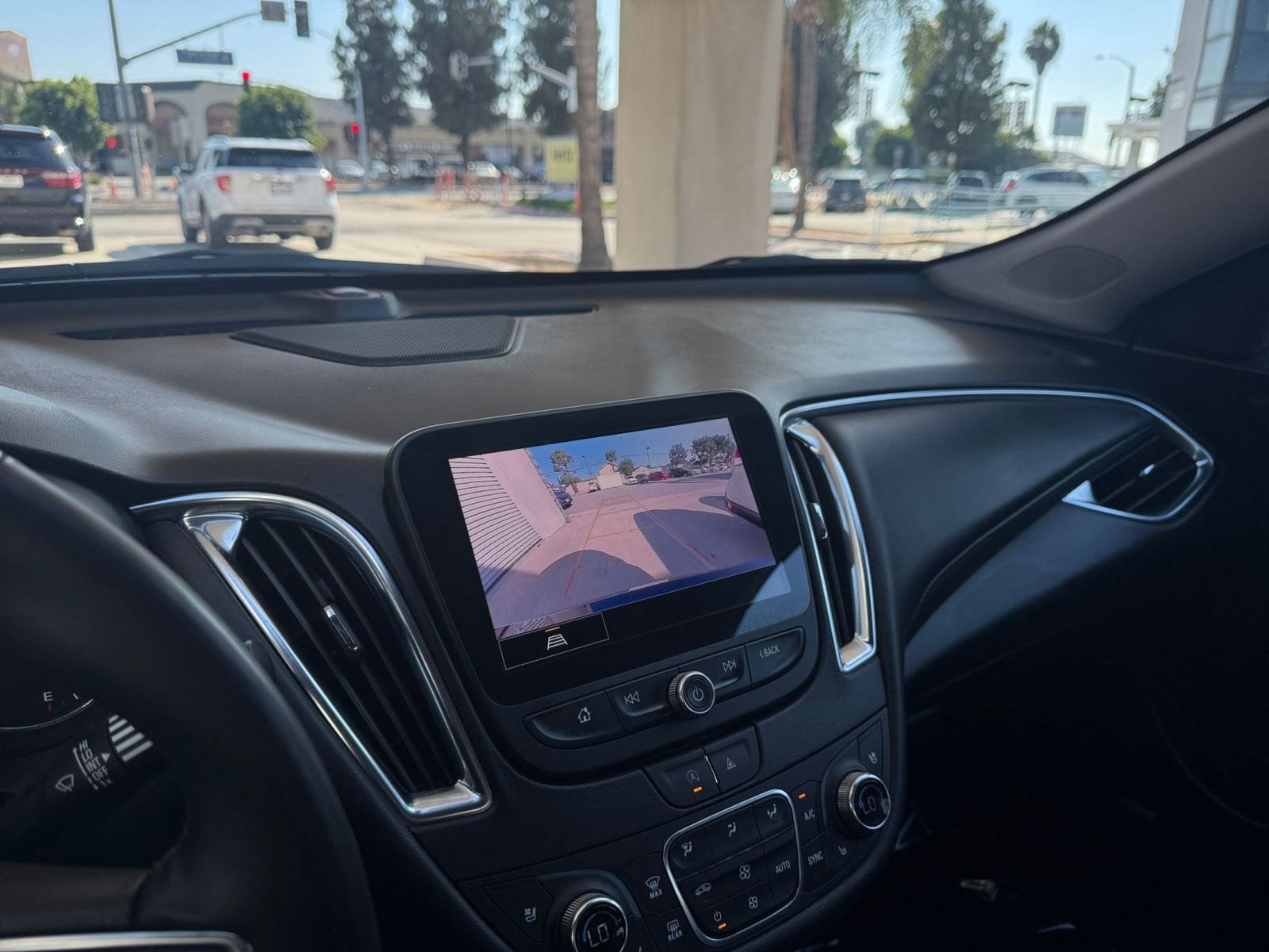 Thumbnail: 2024 Chevrolet Malibu - 17