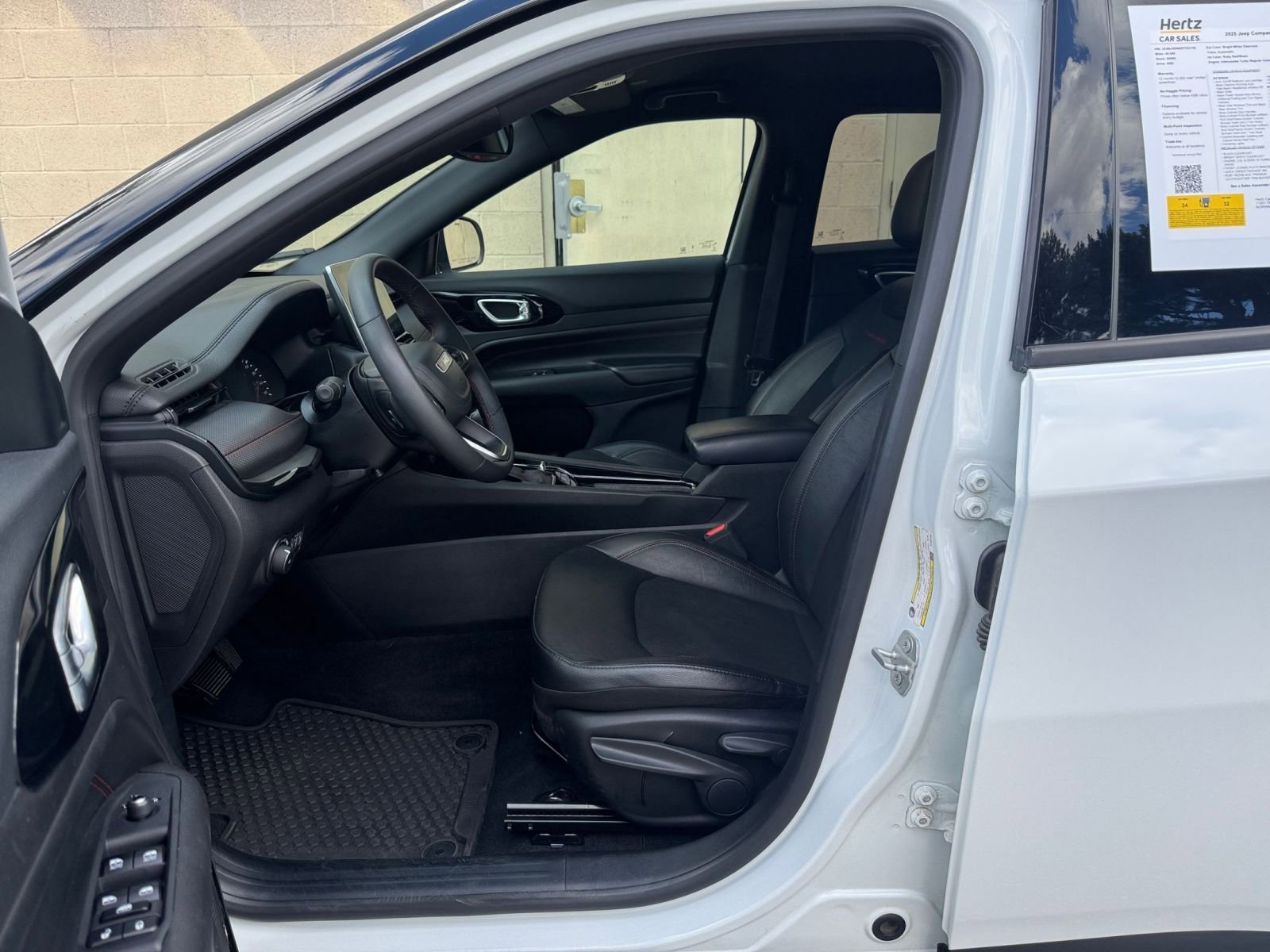 Thumbnail: 2025 Jeep Compass - 25