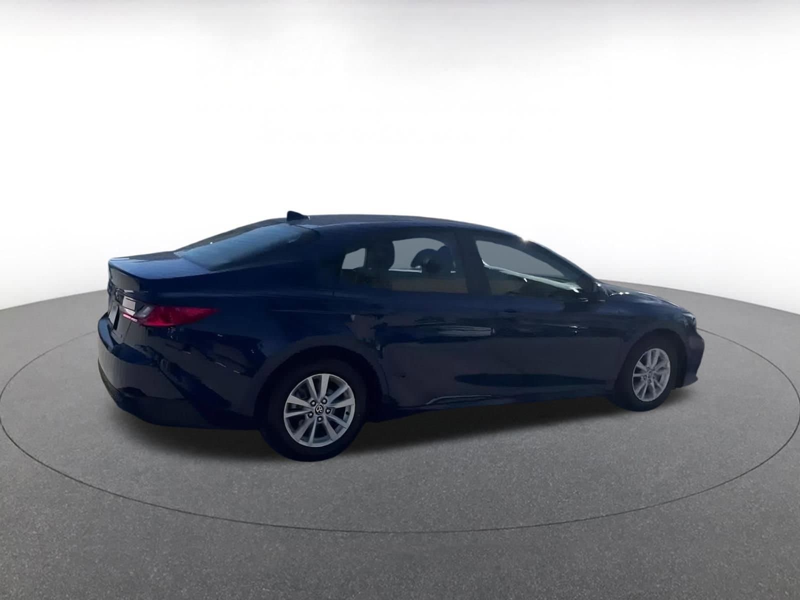 Thumbnail: 2025 Toyota Camry - 15