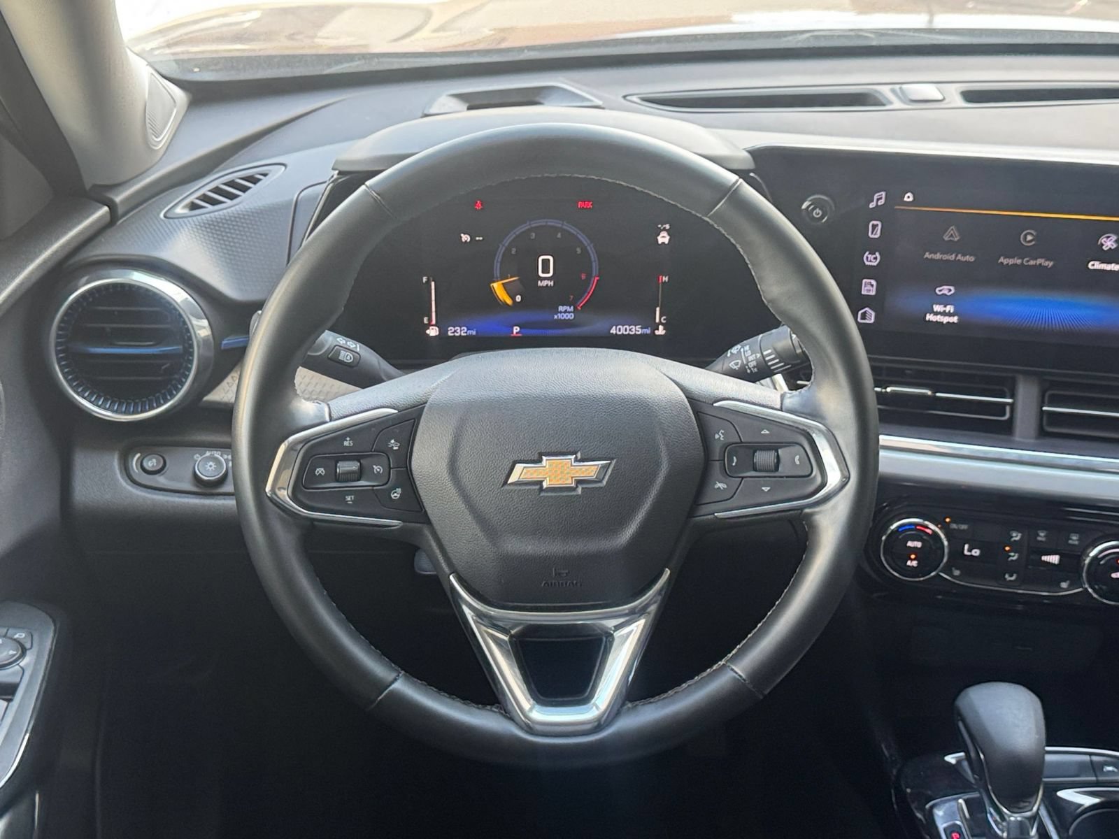 Thumbnail: 2025 Chevrolet Trax - 27