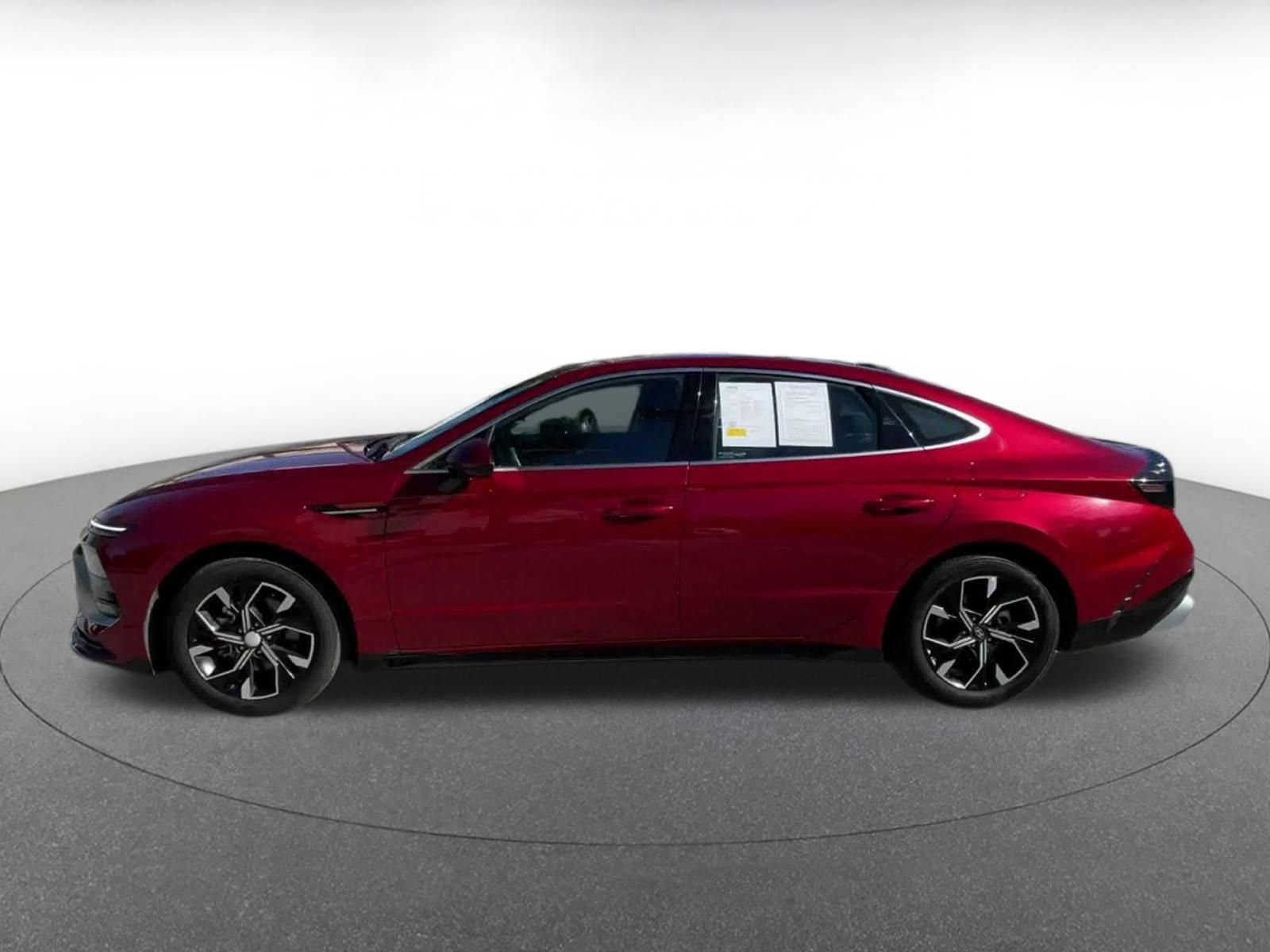 Thumbnail: 2025 Hyundai Sonata - 9