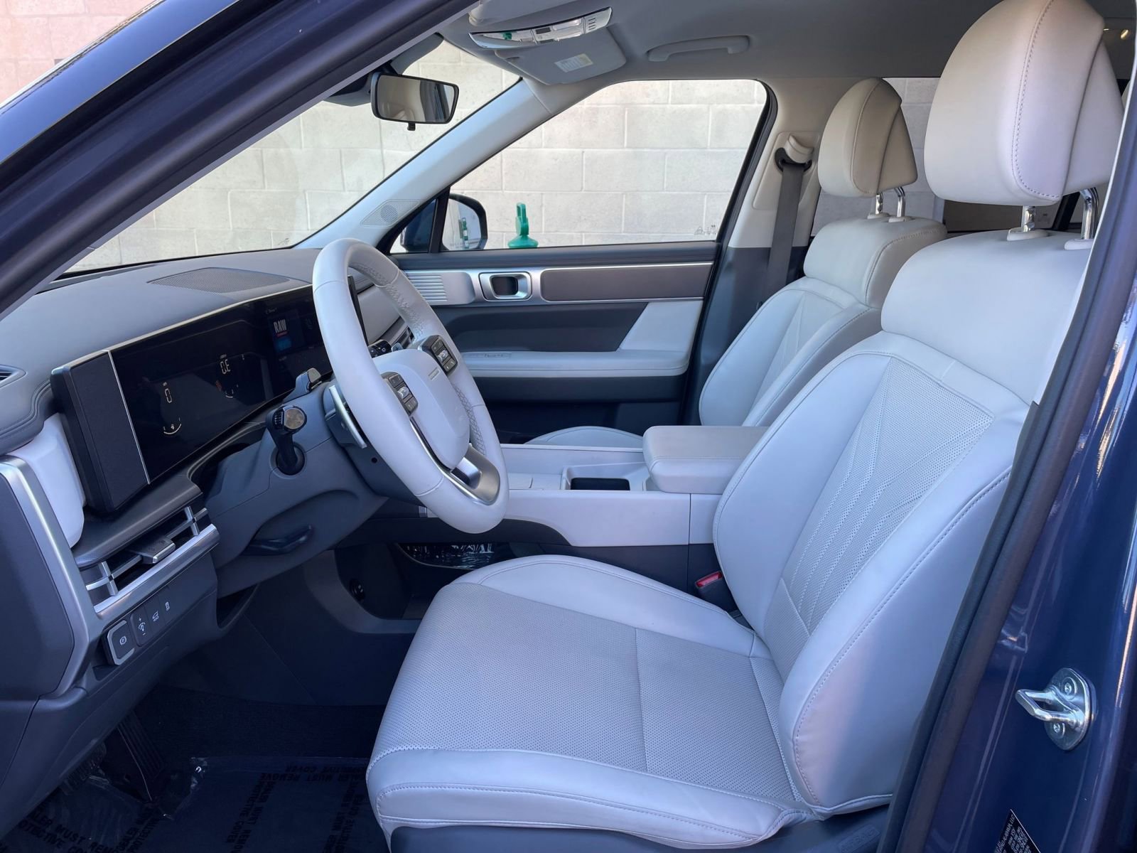 Thumbnail: 2025 Hyundai Santa Fe - 27