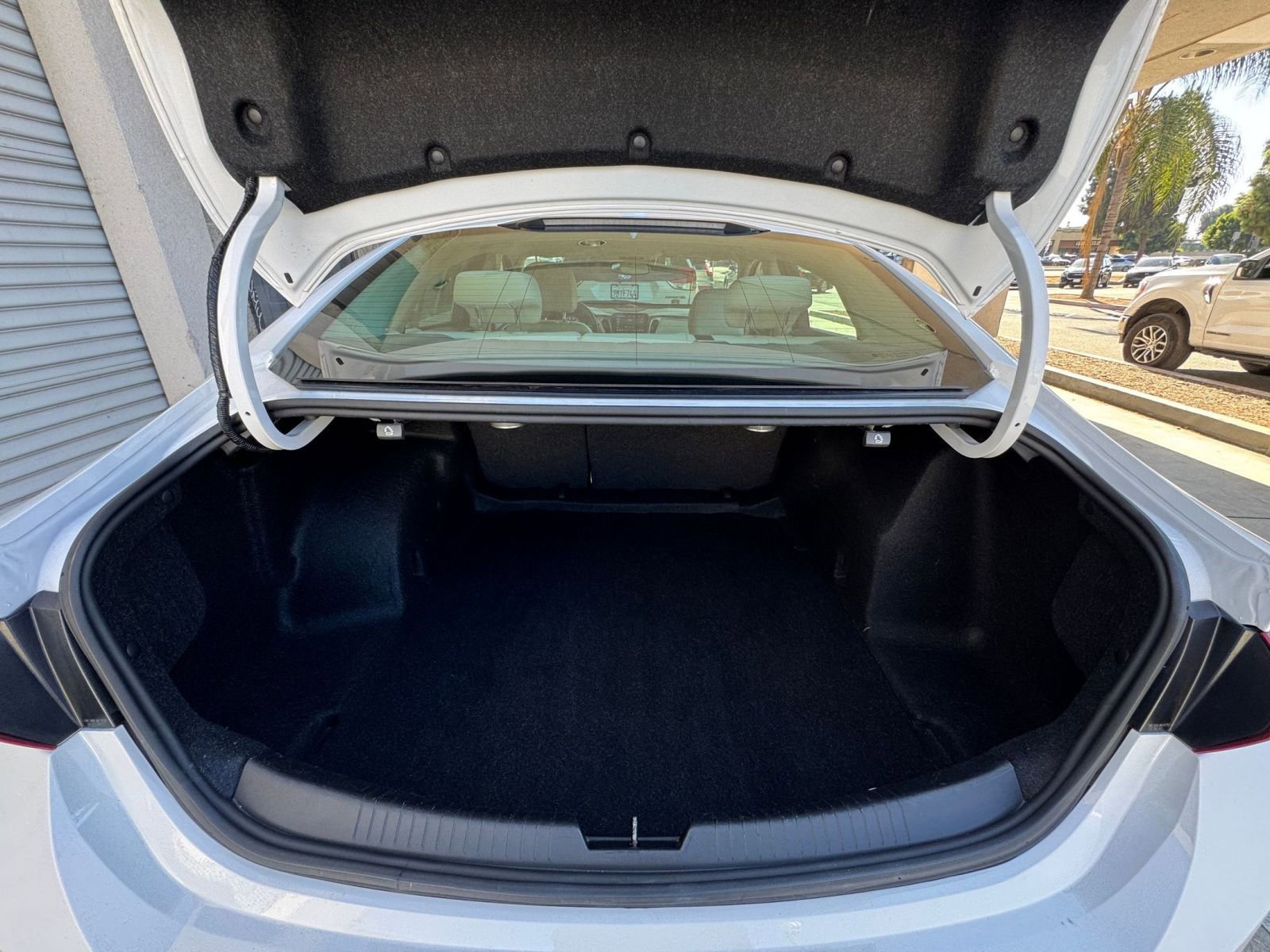 Thumbnail: 2024 Chevrolet Malibu - 31