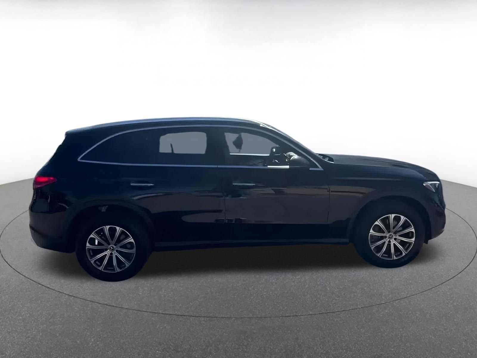 Thumbnail: 2024 Mercedes-Benz GLC - 15