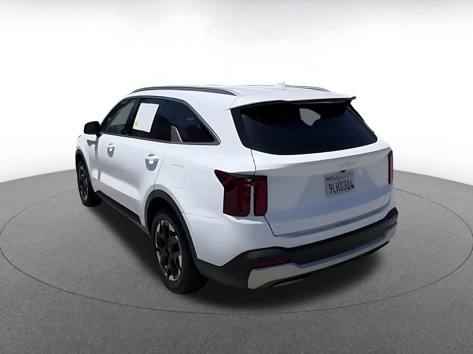 Thumbnail: 2024 Kia Sorento - 11