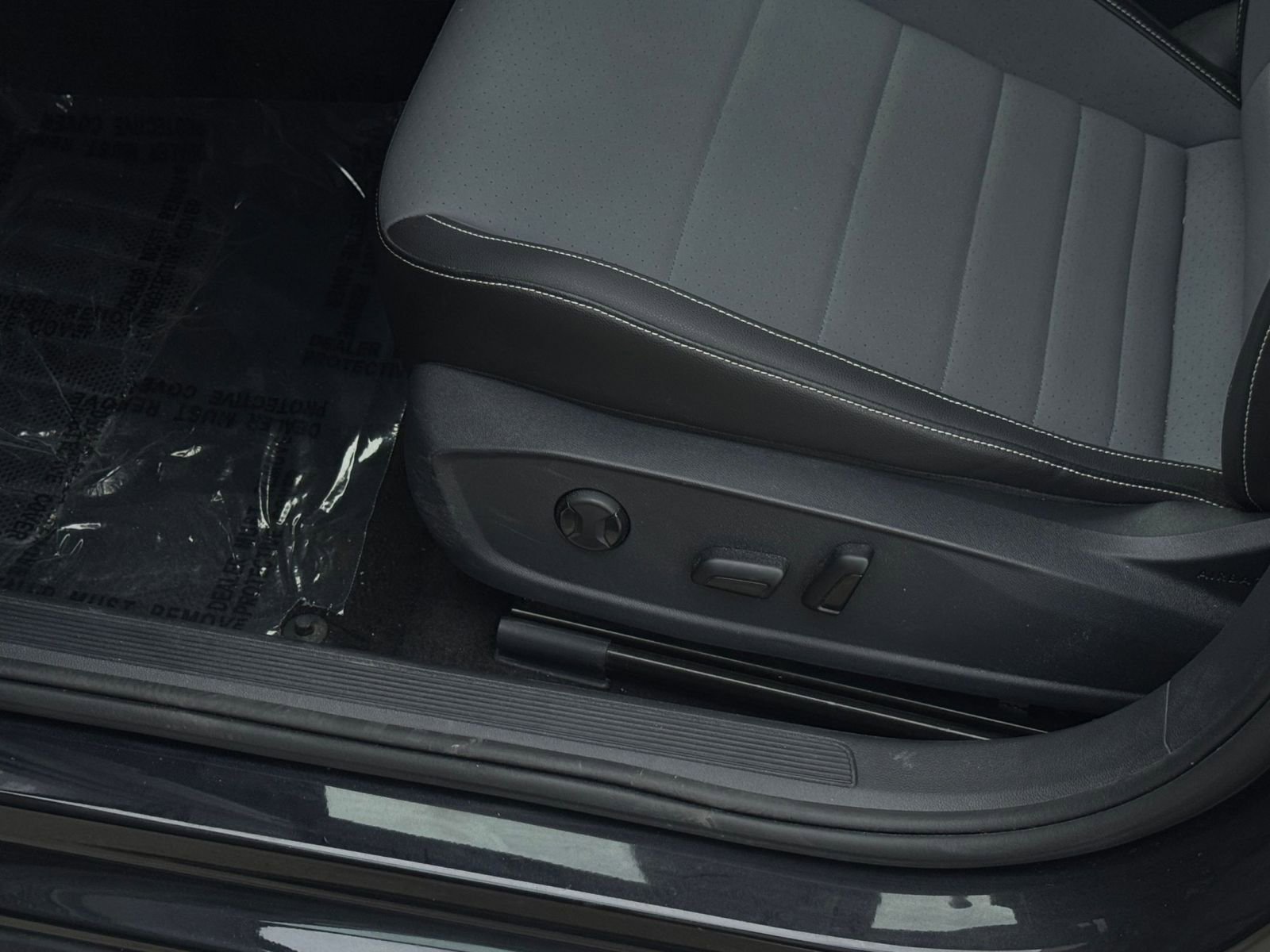 Thumbnail: 2025 Volkswagen Jetta - 24