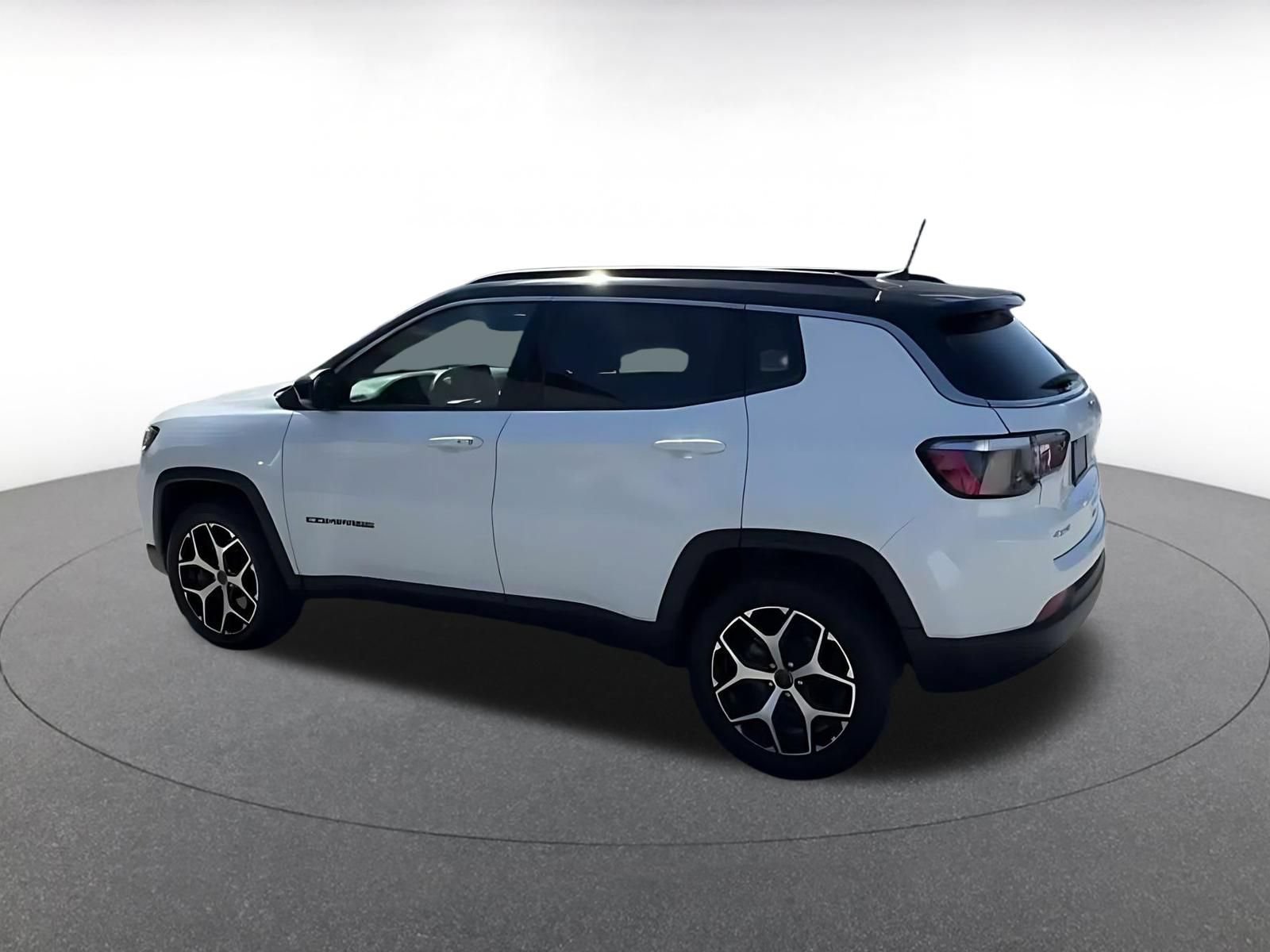Thumbnail: 2025 Jeep Compass - 8