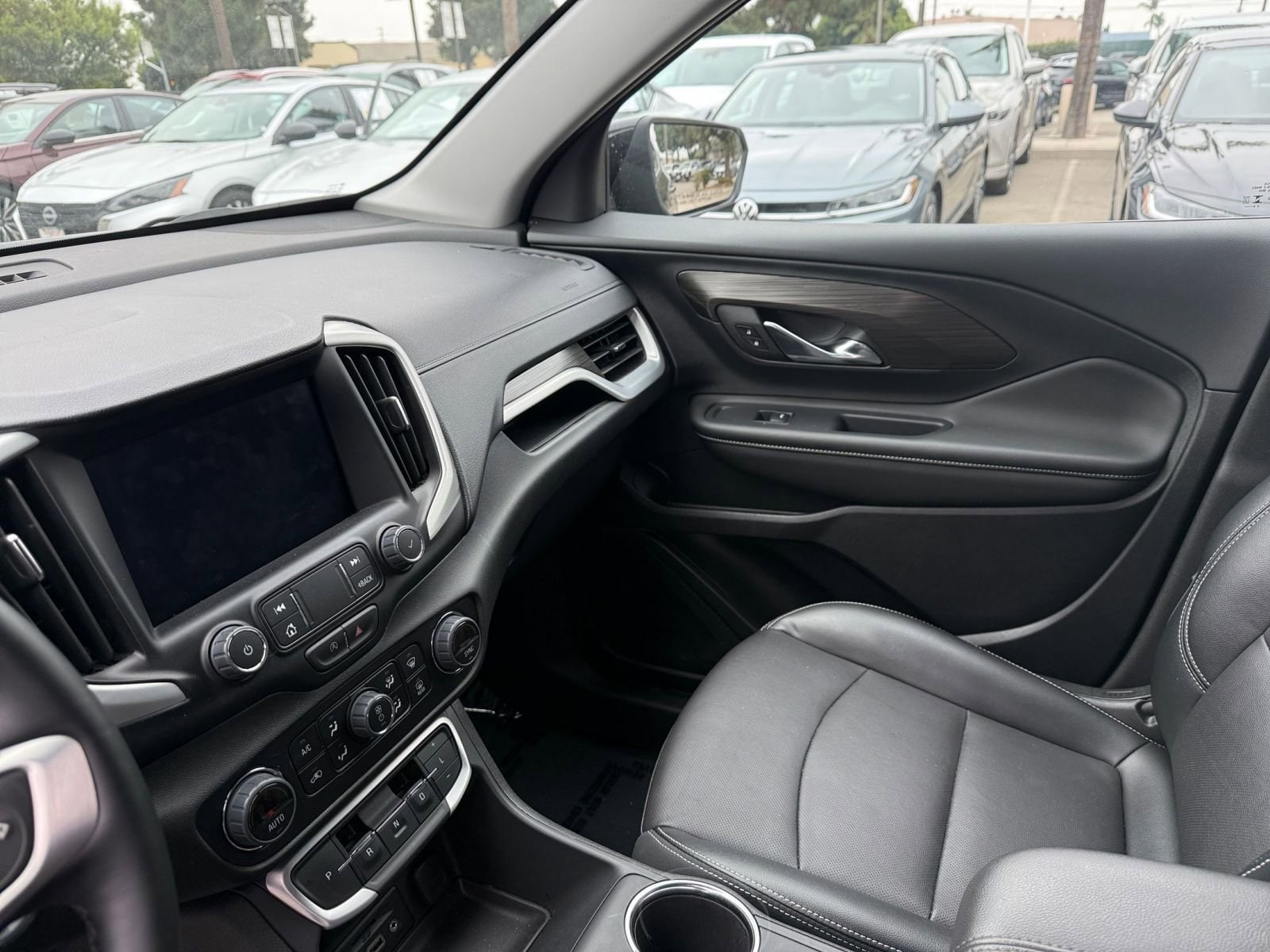 Thumbnail: 2024 GMC Terrain - 31