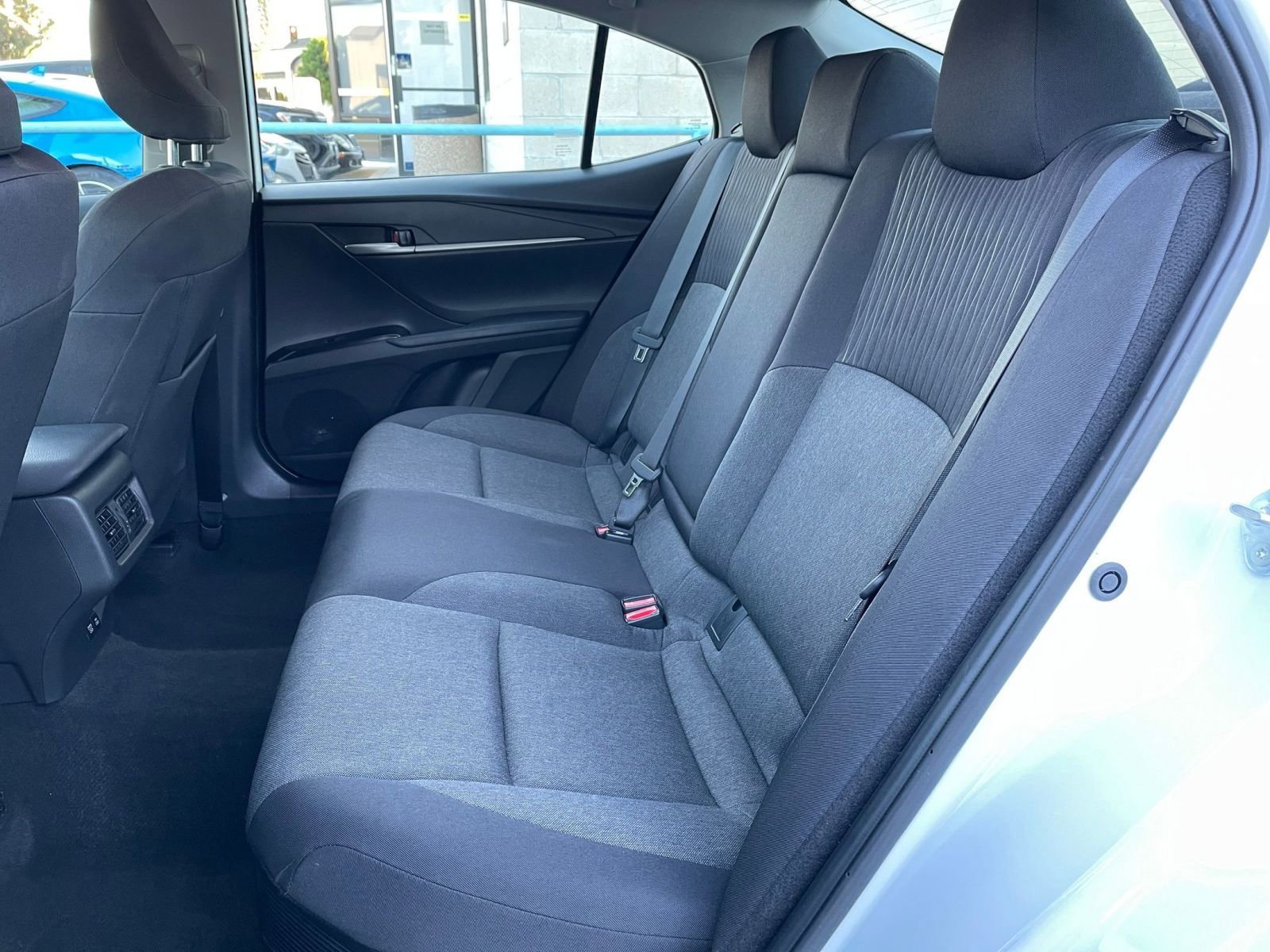 Thumbnail: 2025 Toyota Camry - 25