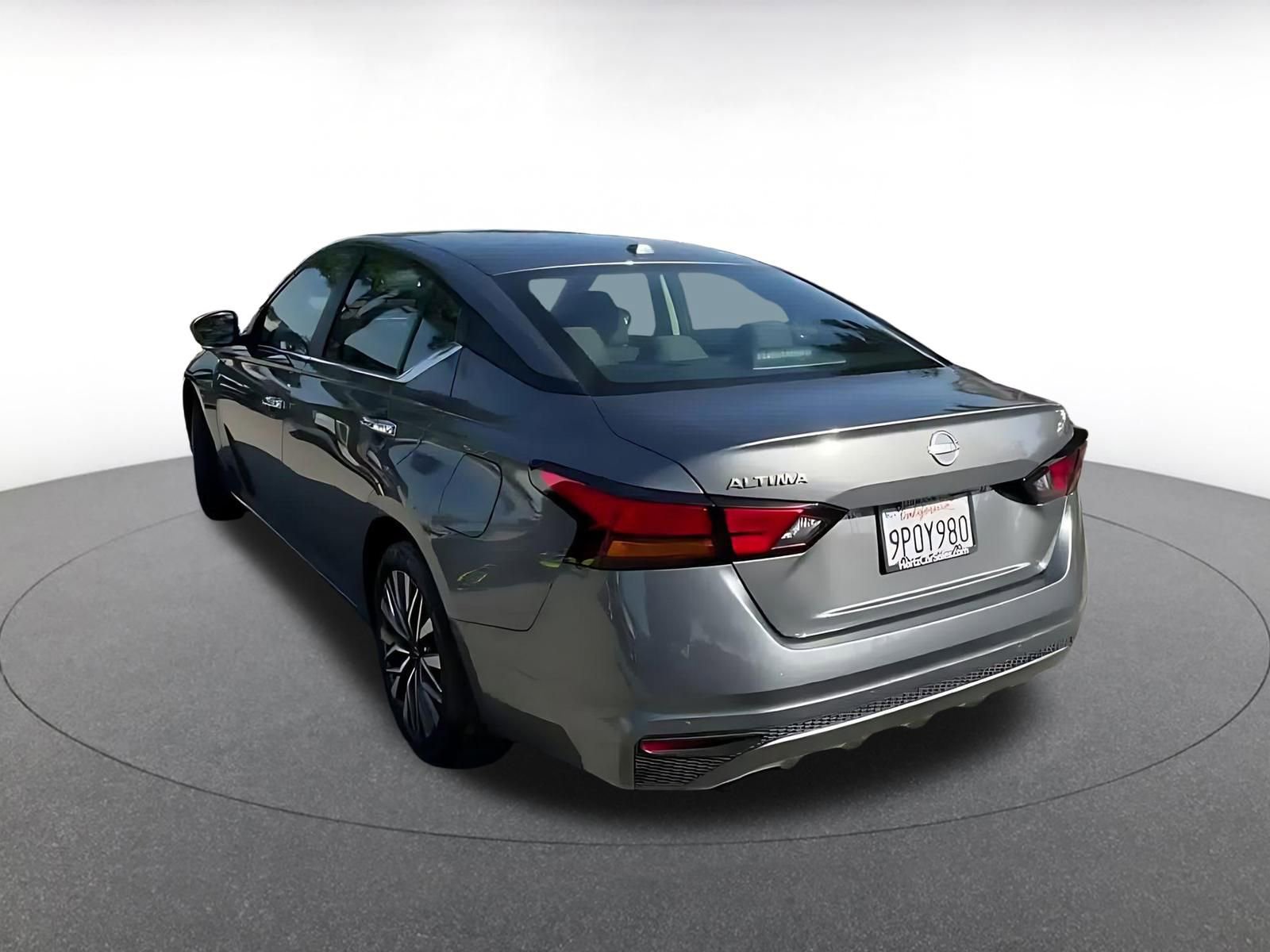 Thumbnail: 2025 Nissan Altima - 10