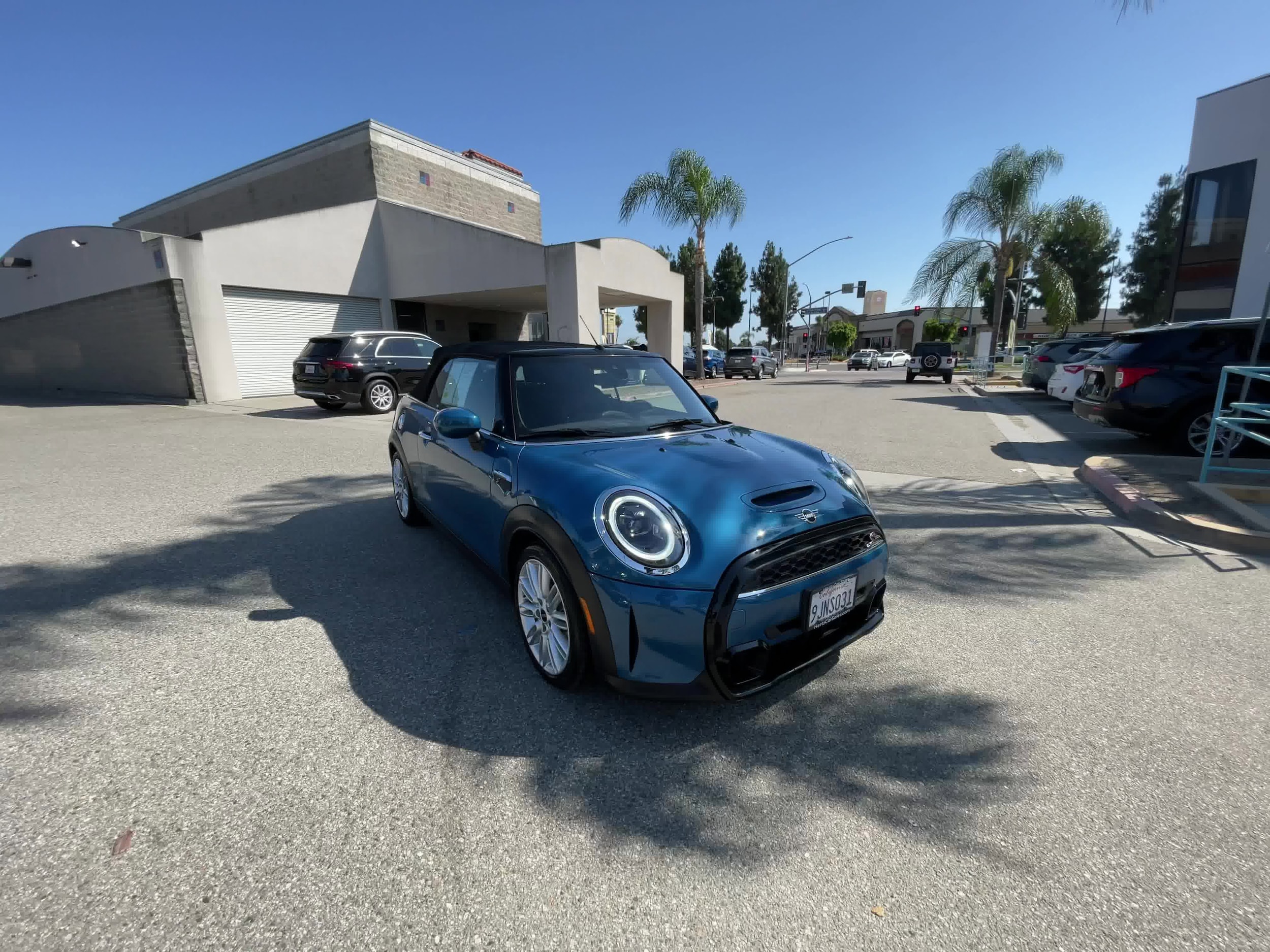 2024 MINI Cooper Convertible S 3