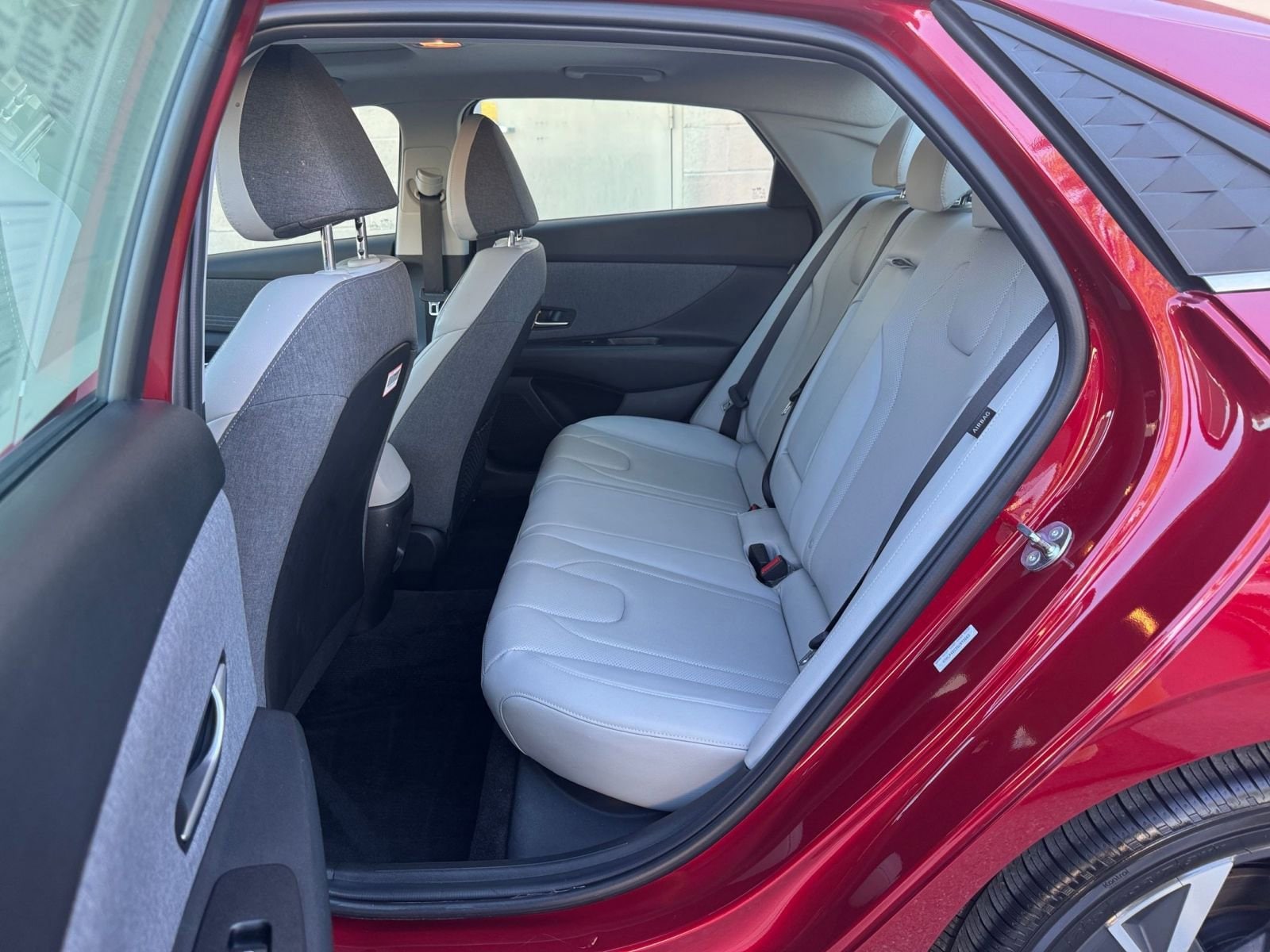 Thumbnail: 2025 Hyundai Elantra - 27