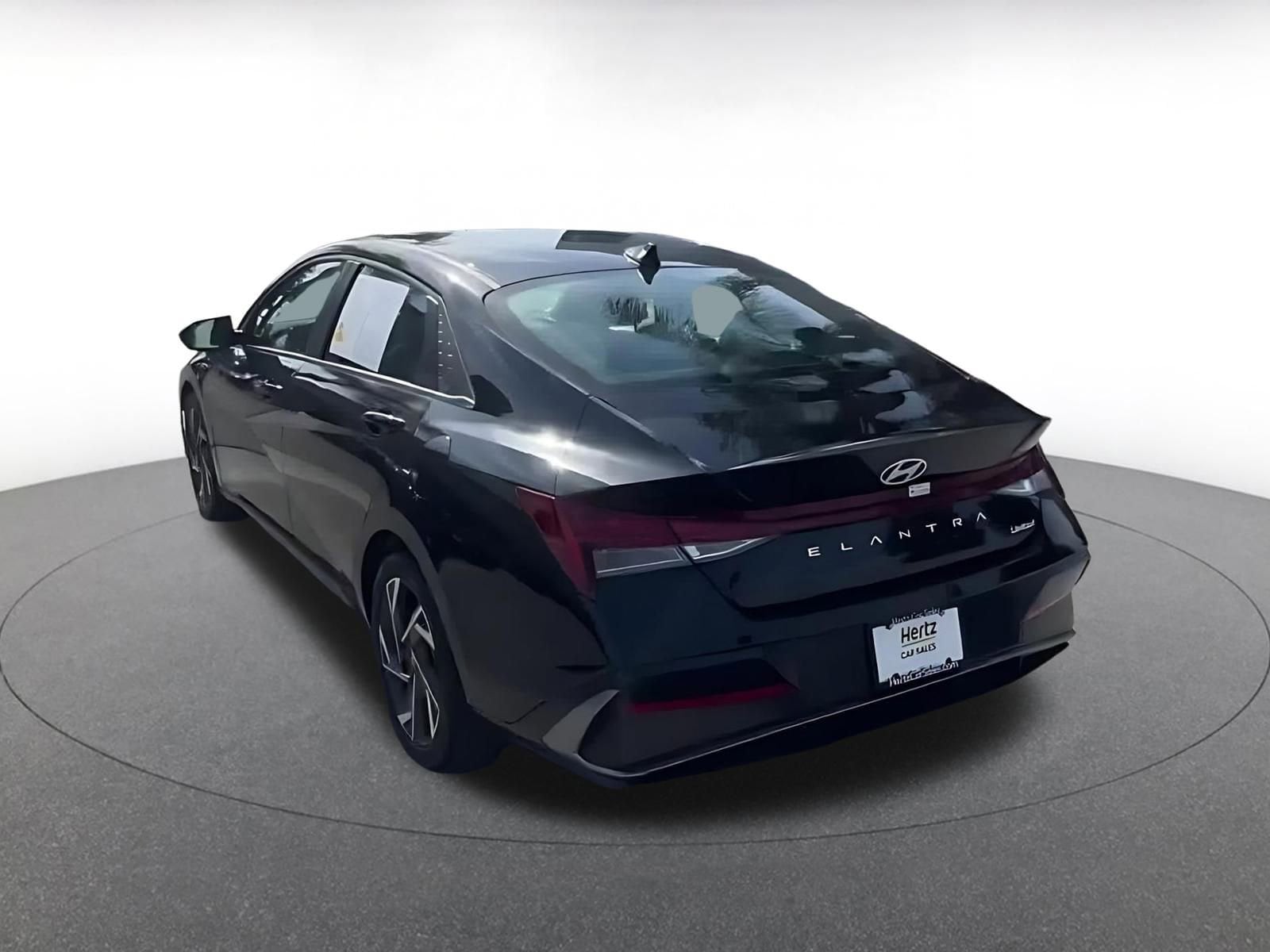 Thumbnail: 2025 Hyundai Elantra - 11