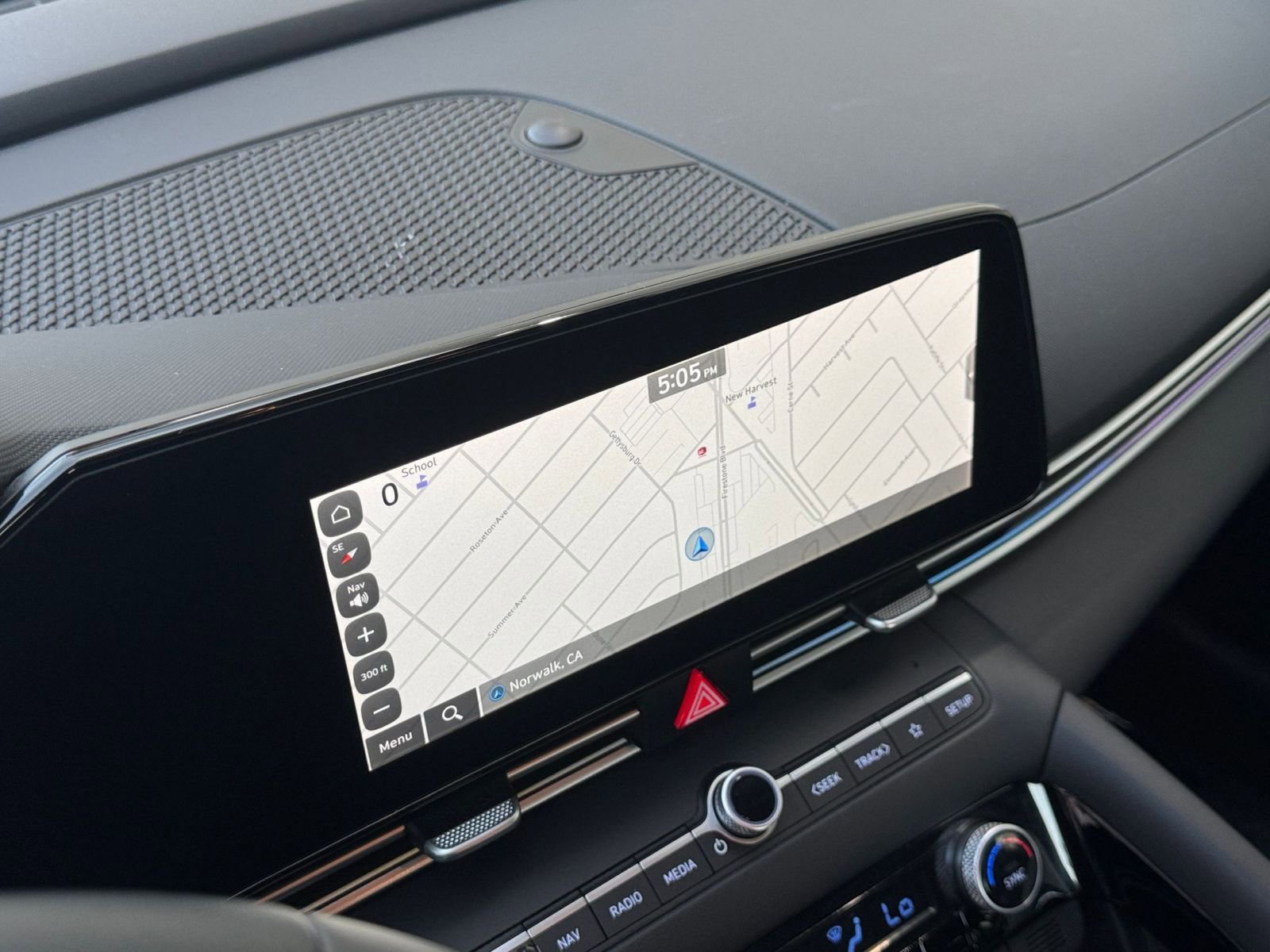 Thumbnail: 2025 Hyundai Elantra - 20