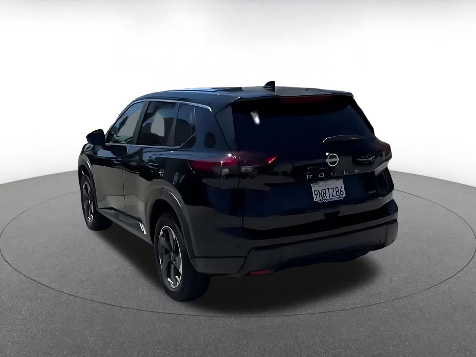 Thumbnail: 2025 Nissan Rogue - 14