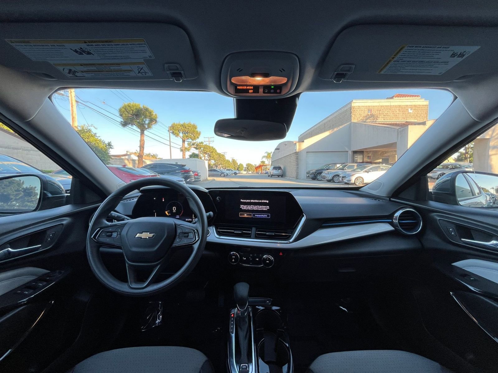 Thumbnail: 2025 Chevrolet Trax - 34