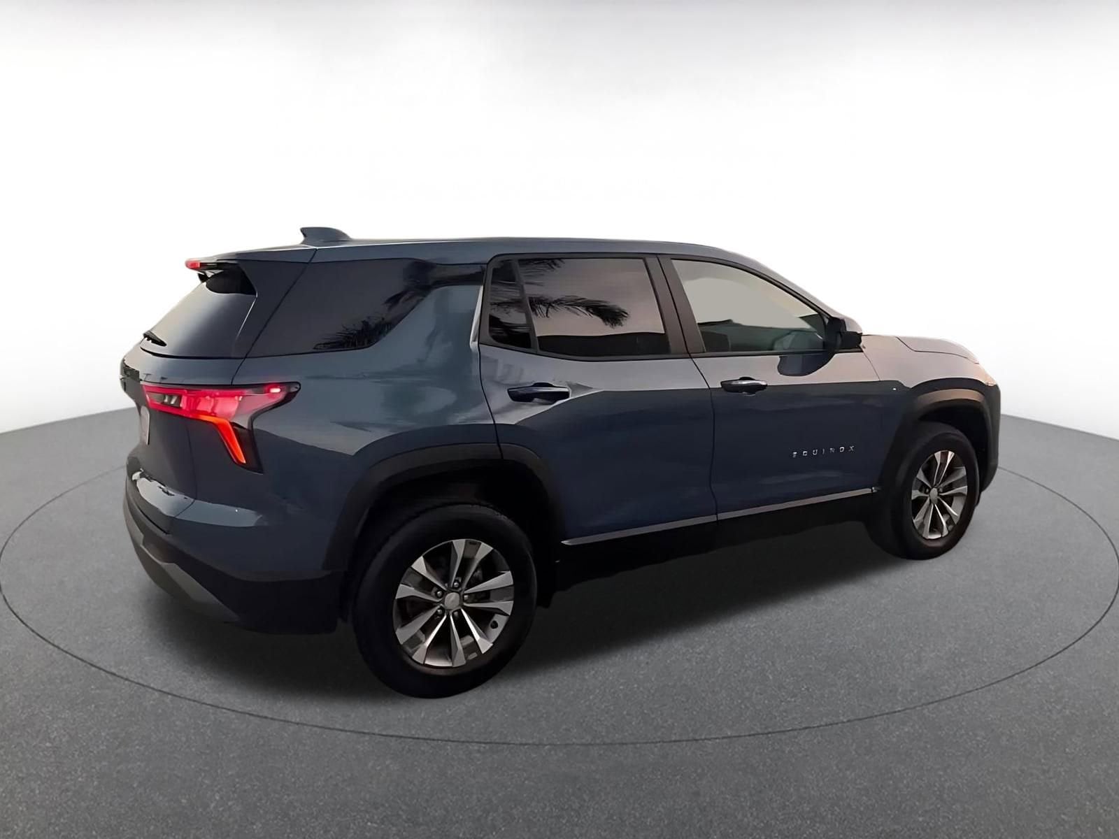 Thumbnail: 2025 Chevrolet Equinox - 15