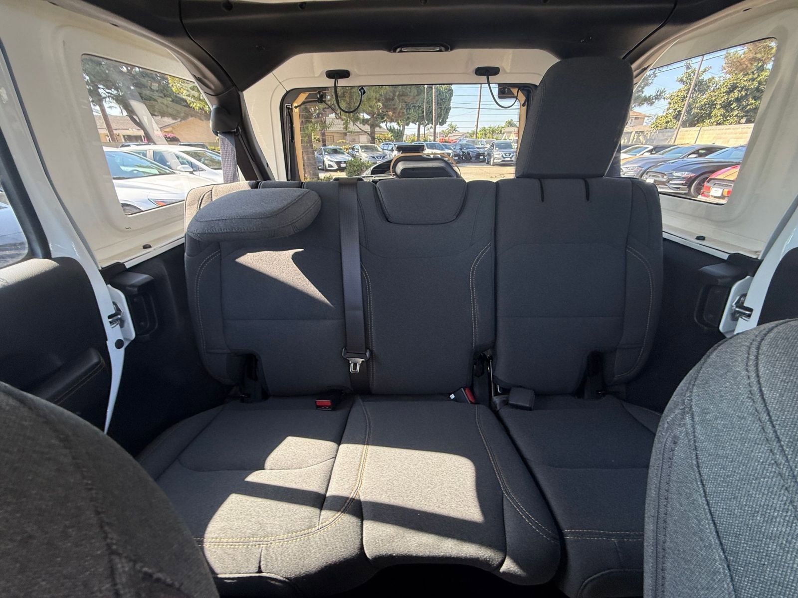 Thumbnail: 2025 Jeep Wrangler - 34