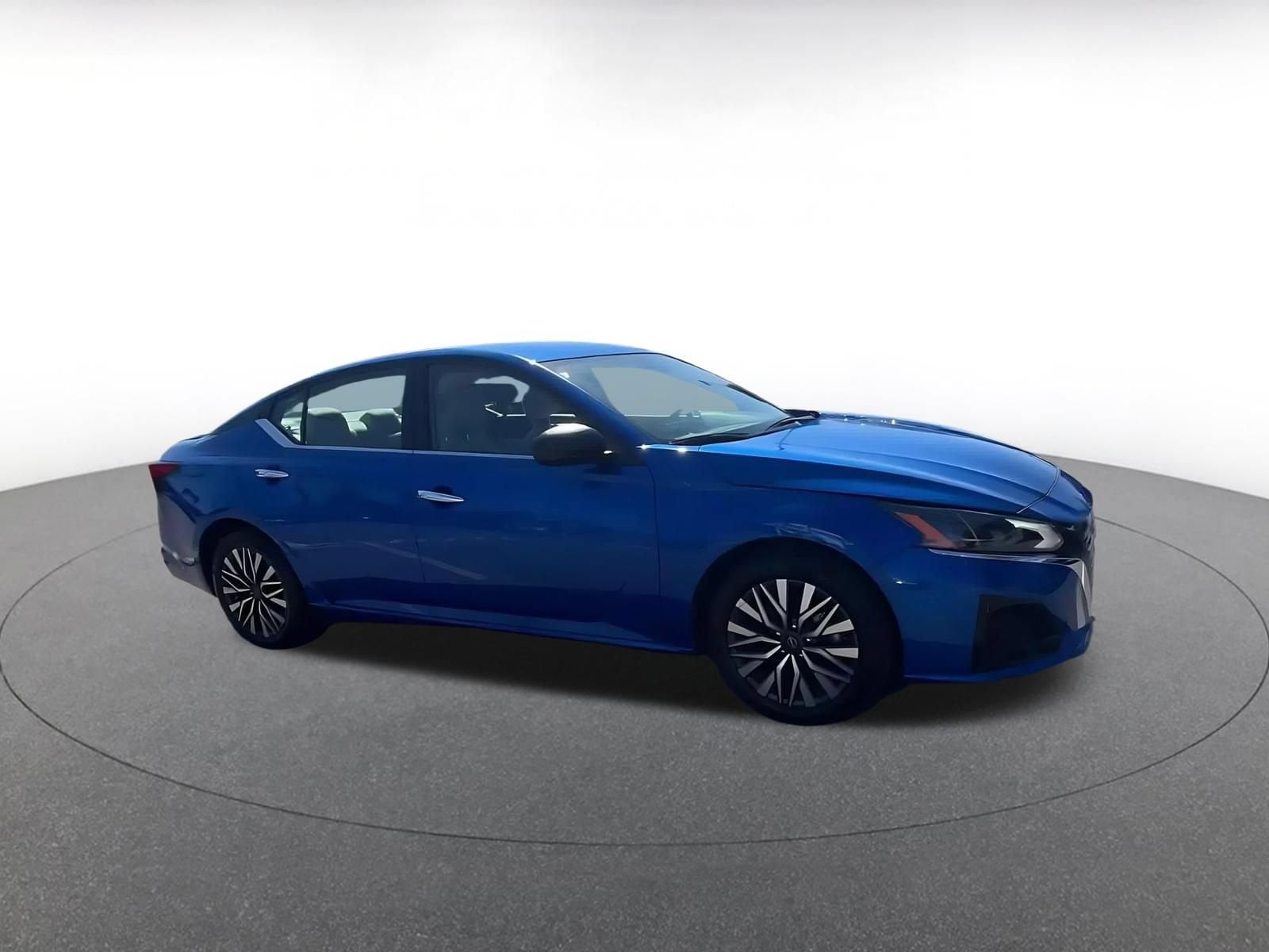 Thumbnail: 2025 Nissan Altima - 2