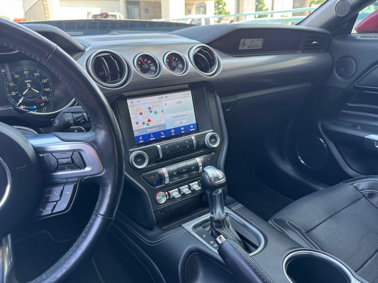 Thumbnail: 2022 Ford Mustang - 17