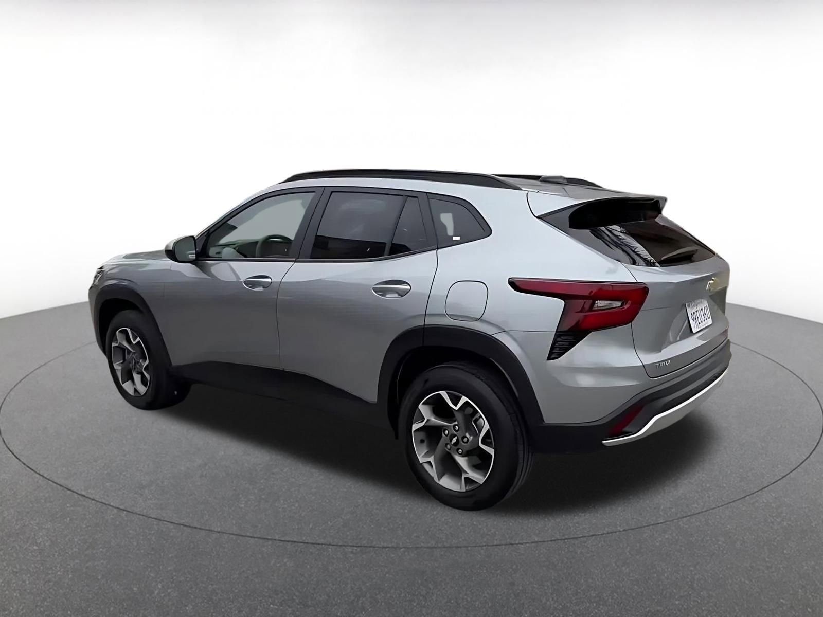 Thumbnail: 2025 Chevrolet Trax - 10