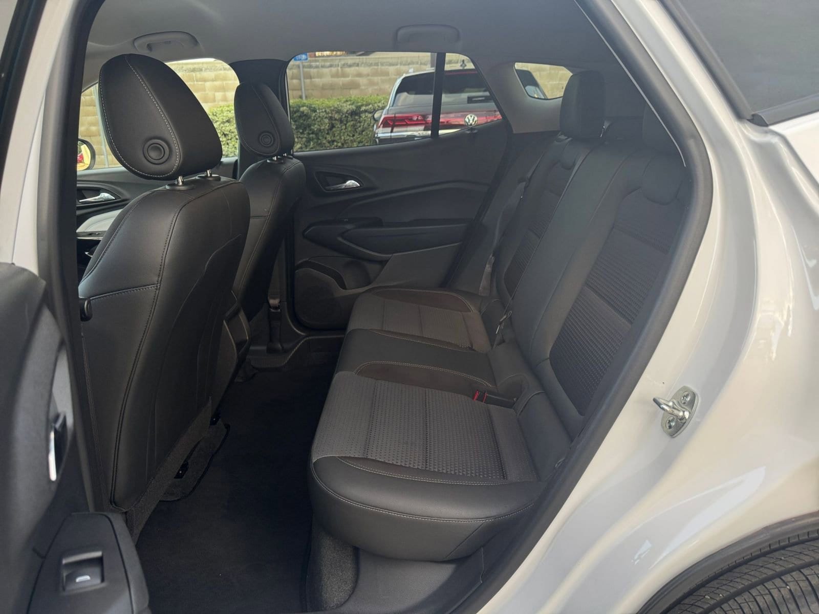 Thumbnail: 2025 Chevrolet Trax - 24