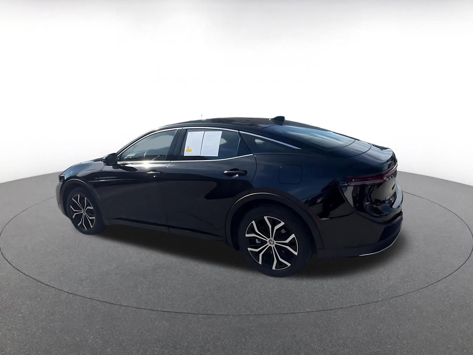 Thumbnail: 2025 Toyota Crown - 14