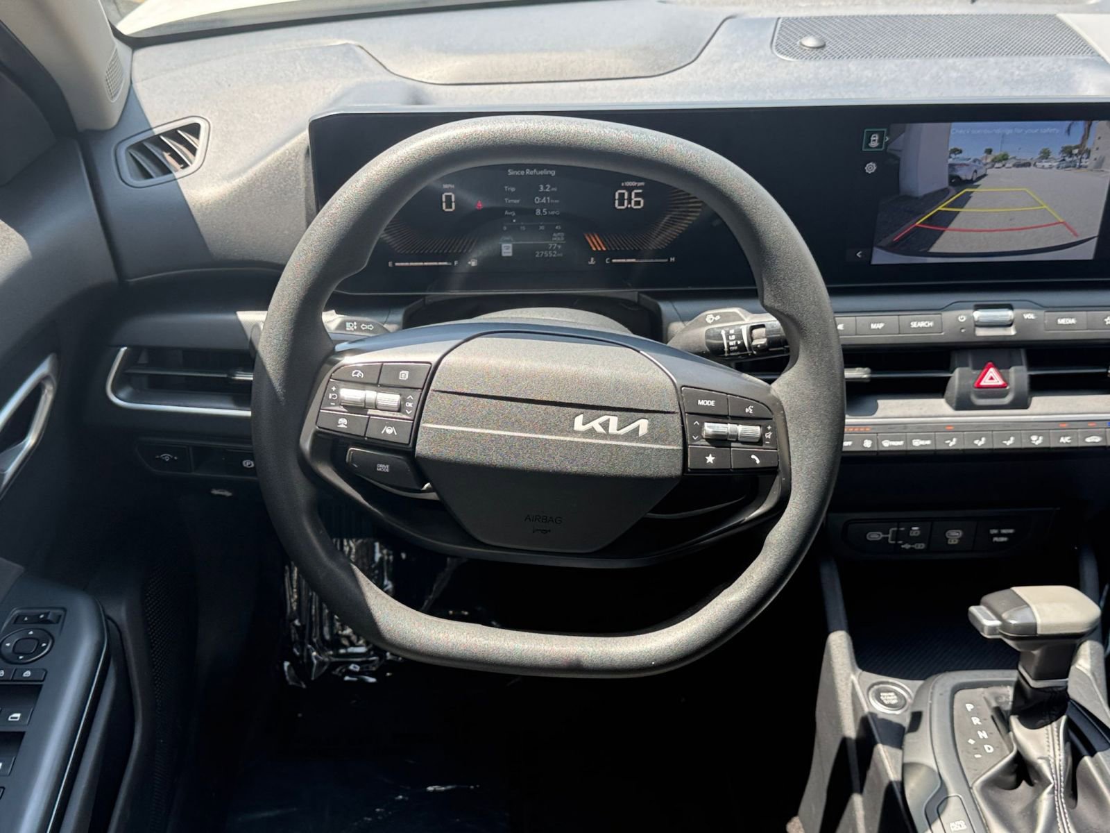 Thumbnail: 2025 Kia K4 - 28